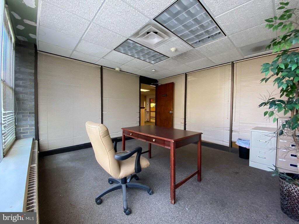 7034-7048 CASTOR AVENUE