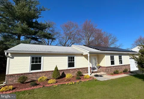 4 Dorothea Terrace, Lawrence, NJ 08648 - MLS#: NJME2074492