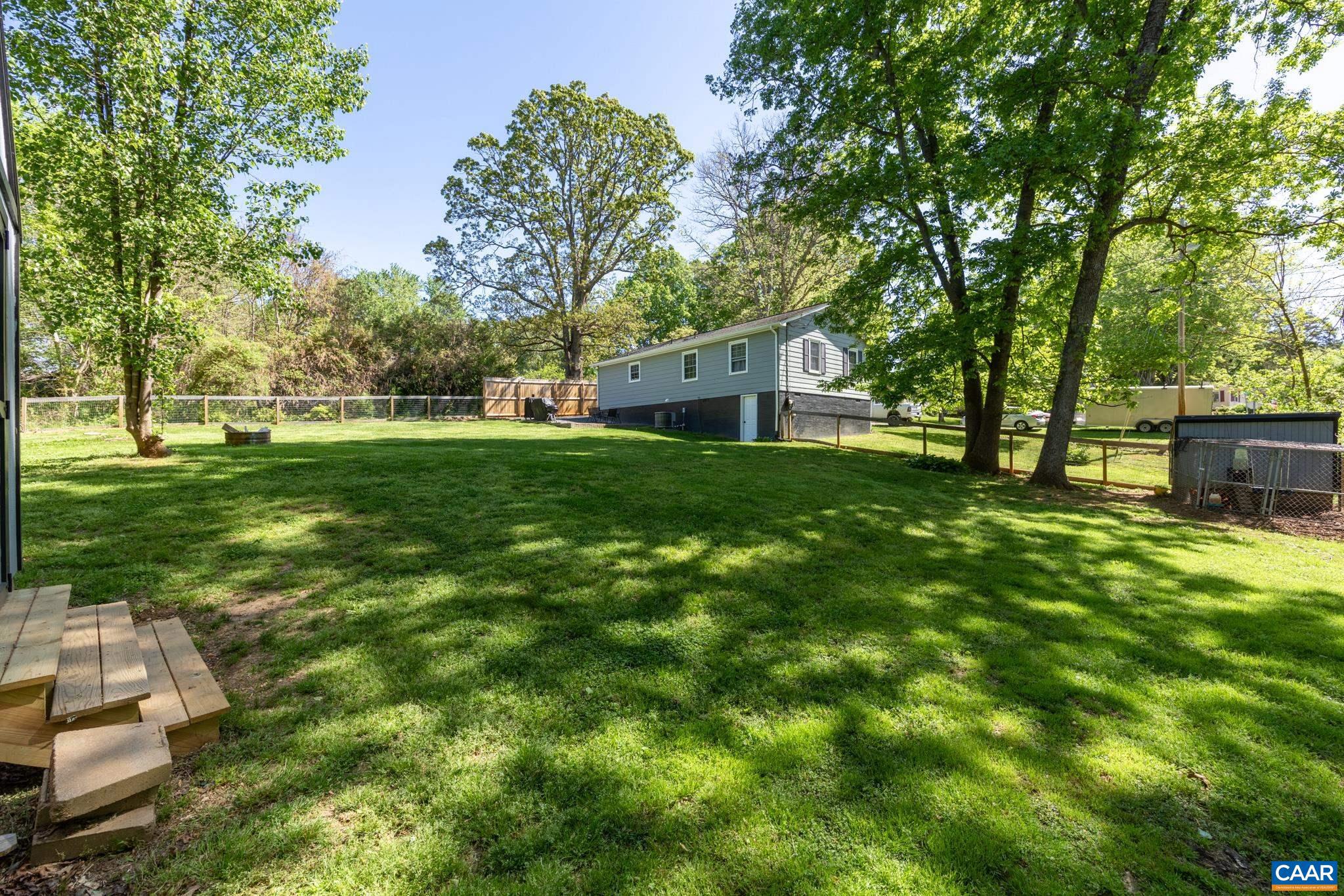 HOLMES RUN - Residential