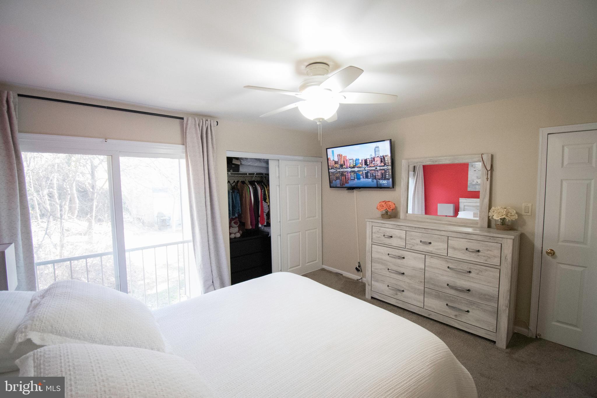 MONTCLAIR MANOR - Residential