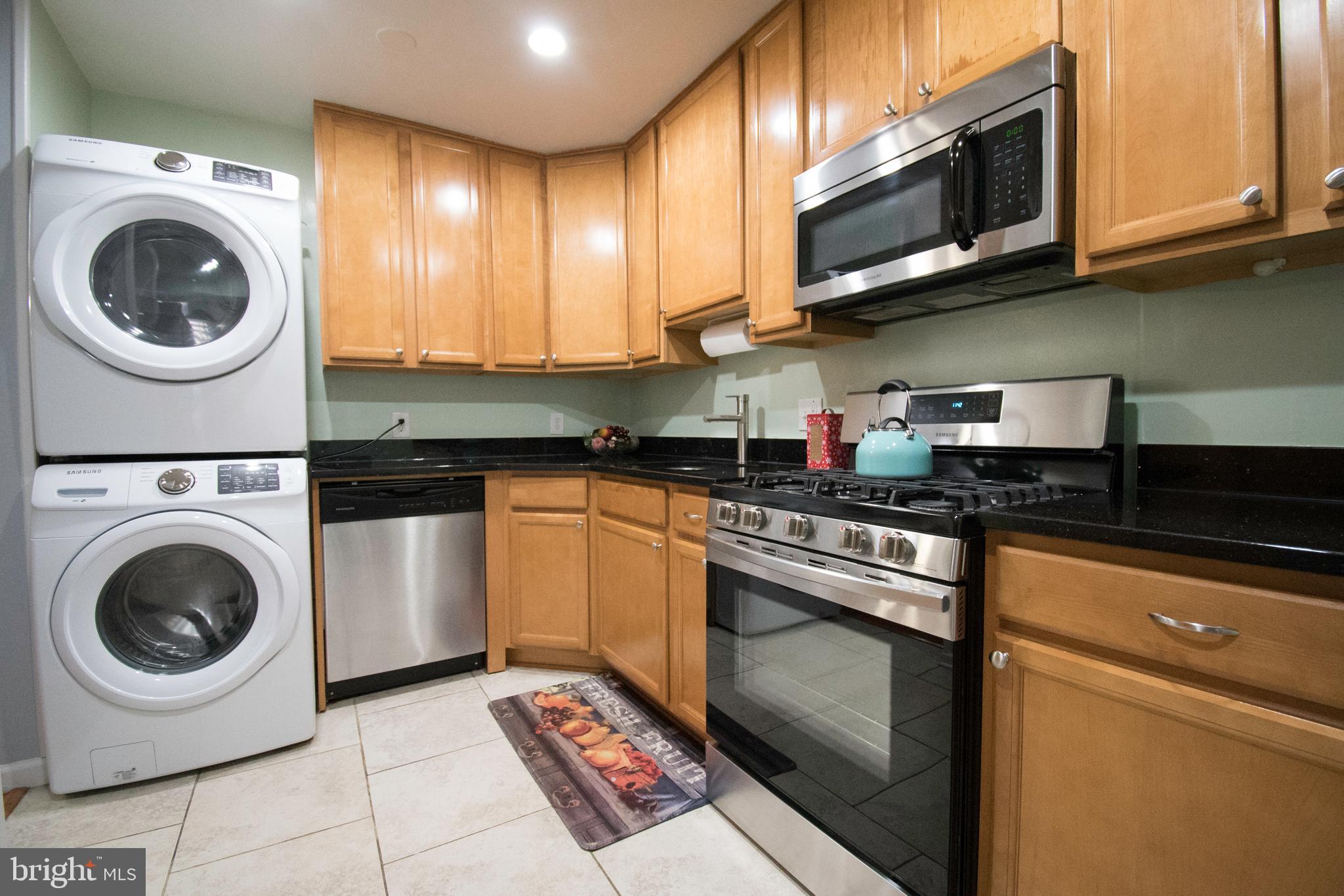 MONTCLAIR MANOR - Residential