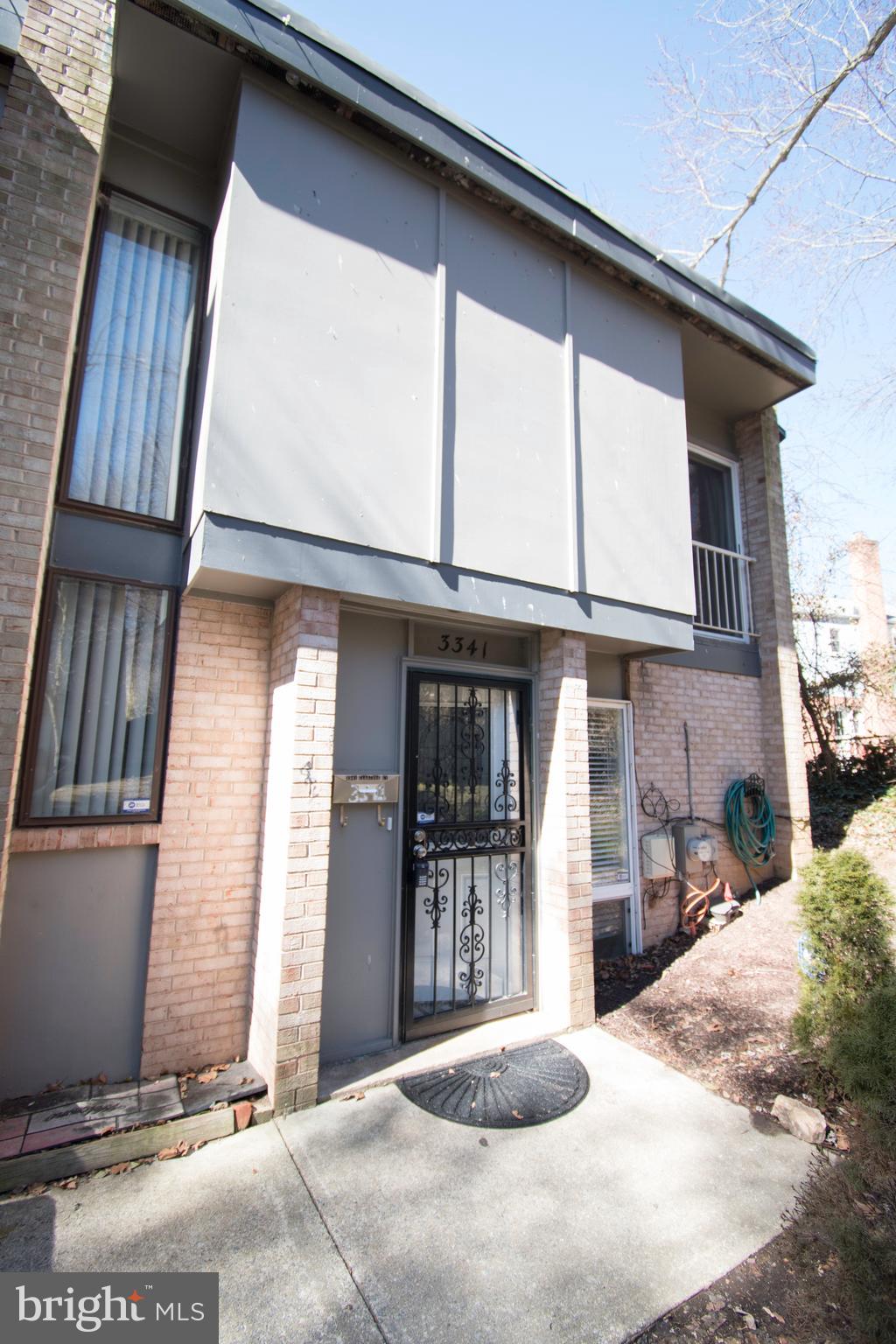 MONTCLAIR MANOR - Residential