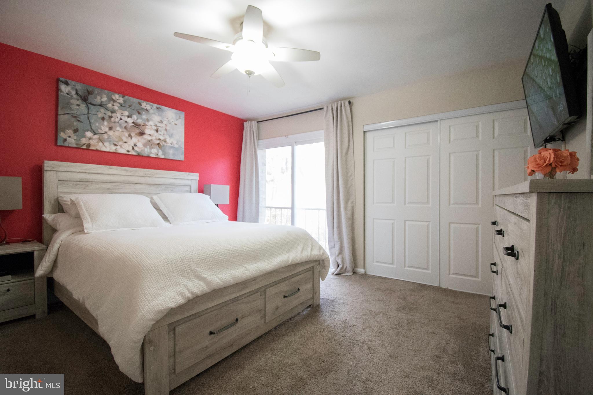 MONTCLAIR MANOR - Residential