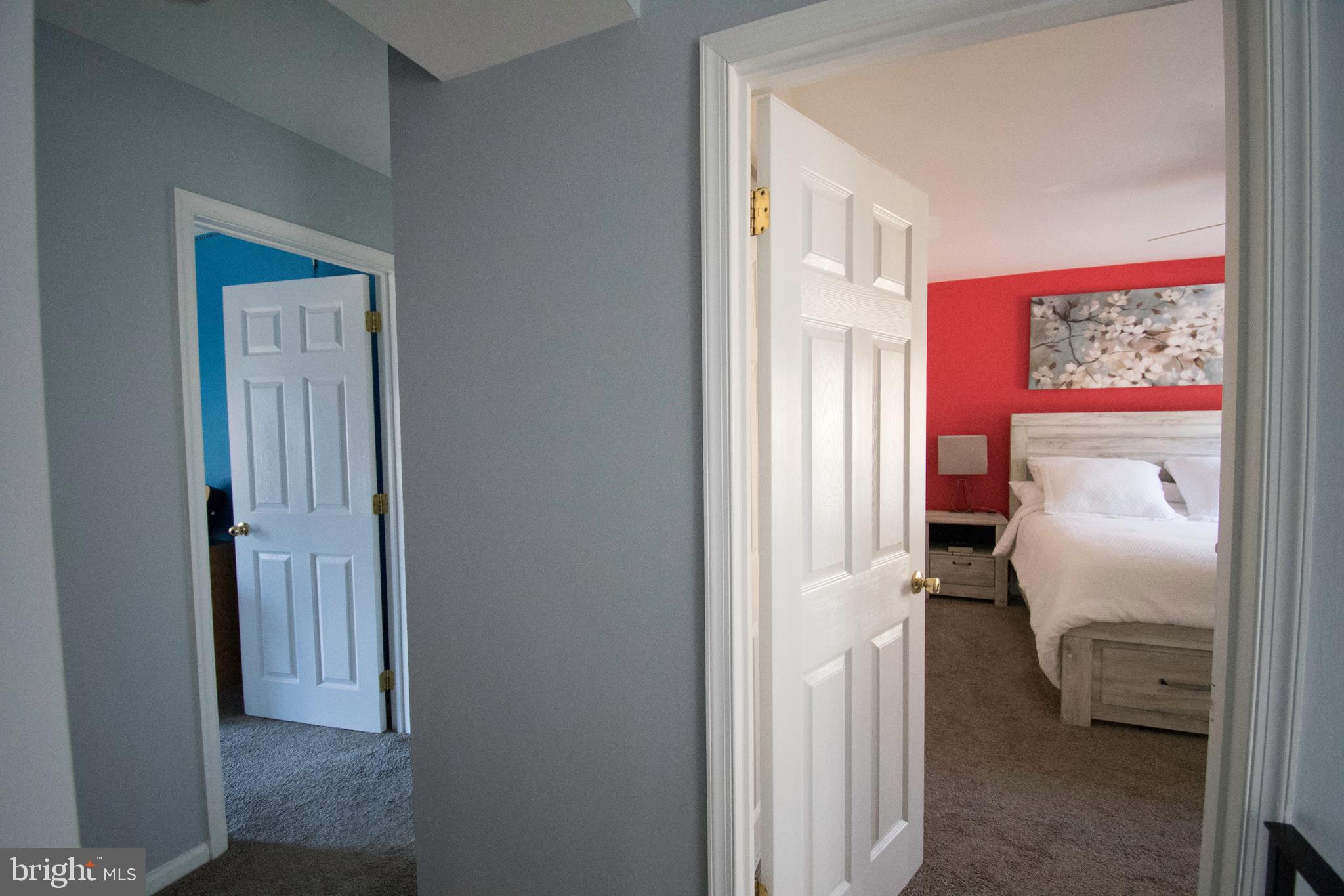 MONTCLAIR MANOR - Residential