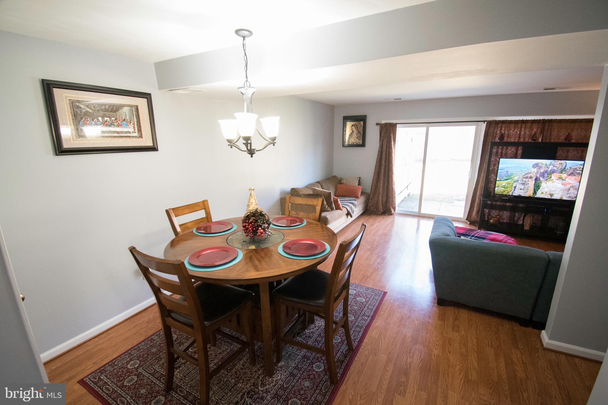 MONTCLAIR MANOR - Residential