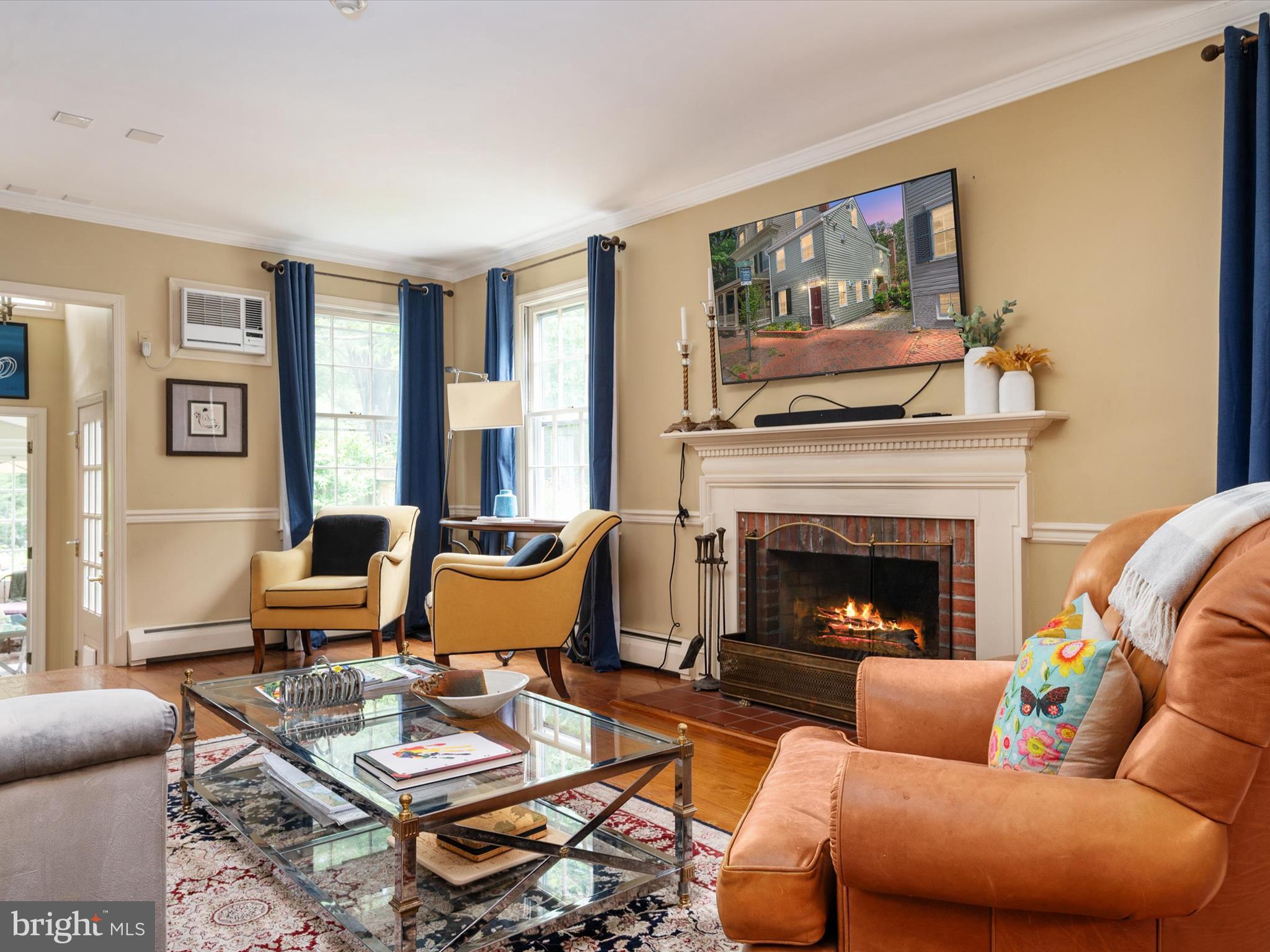 HISTORIC DISTRICT - Residential