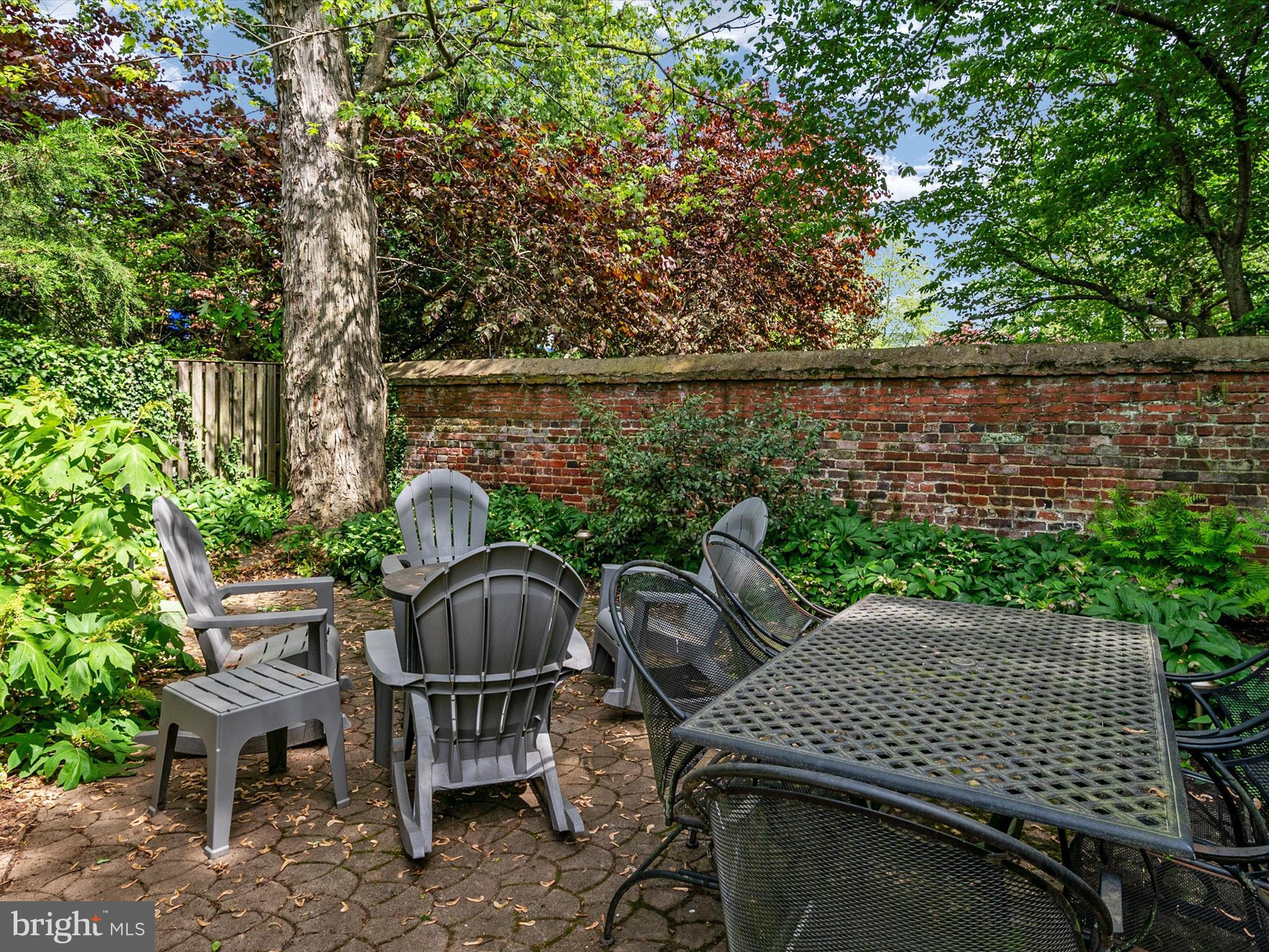 HISTORIC DISTRICT - Residential