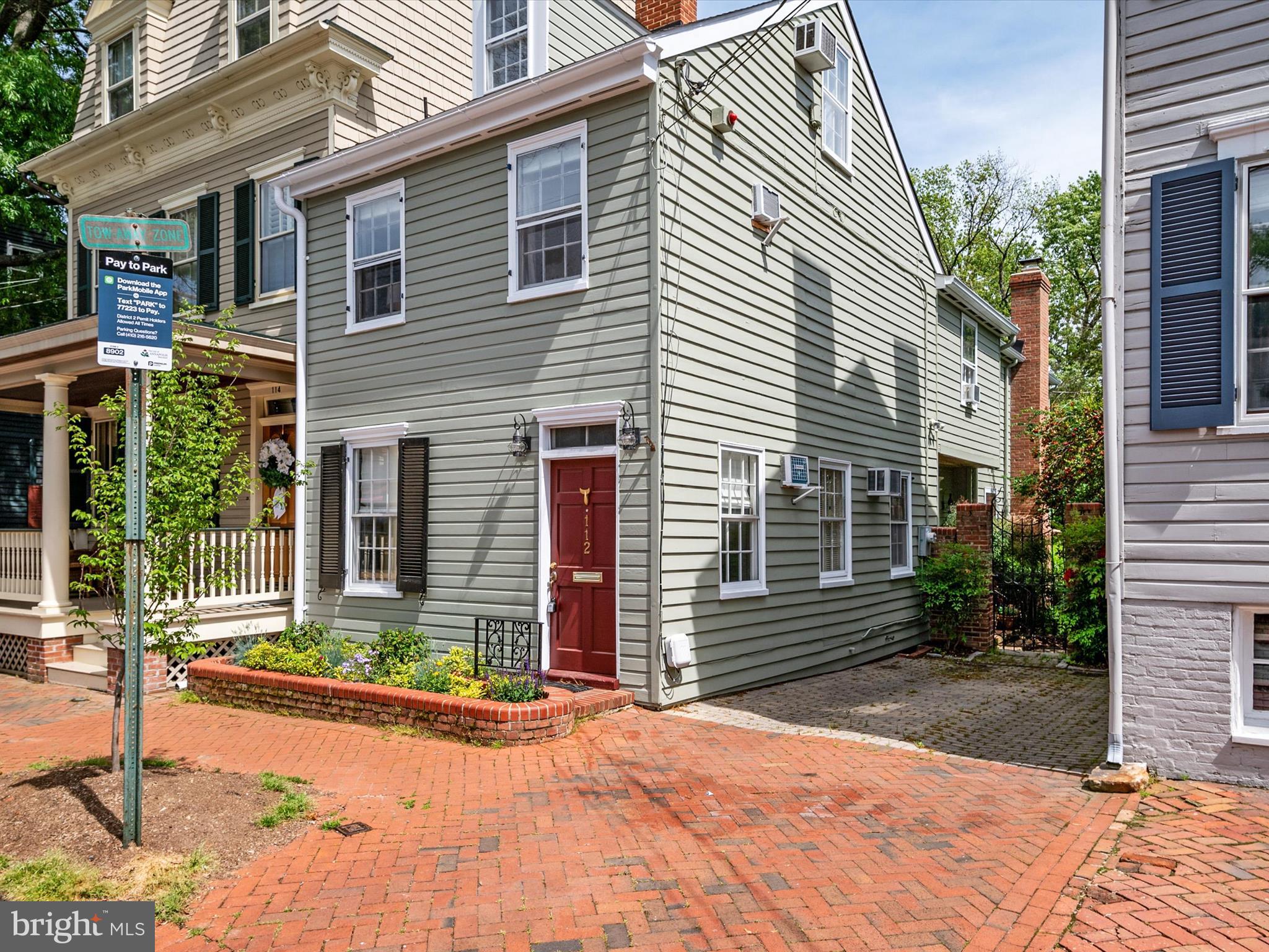 HISTORIC DISTRICT - Residential