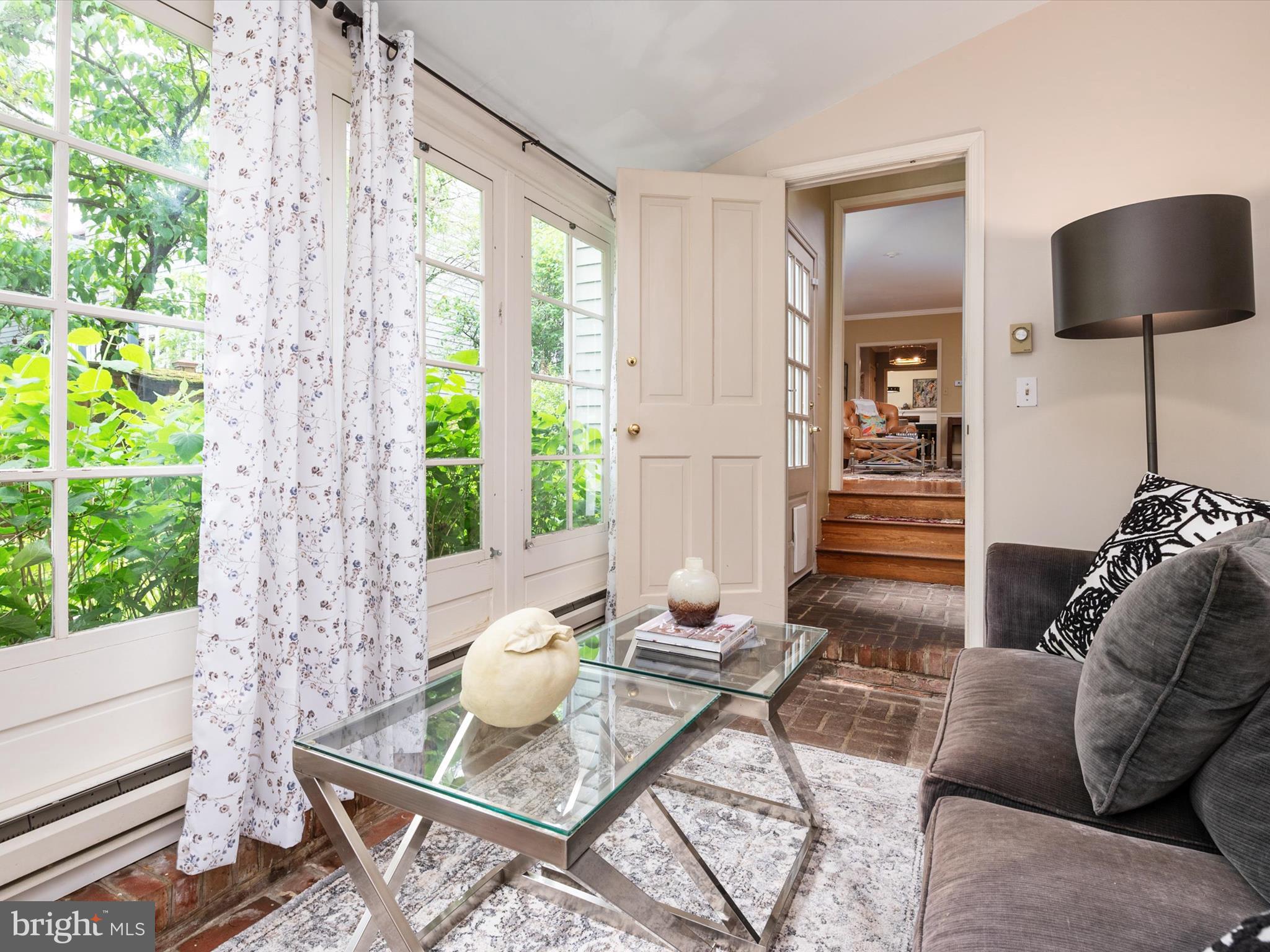 HISTORIC DISTRICT - Residential