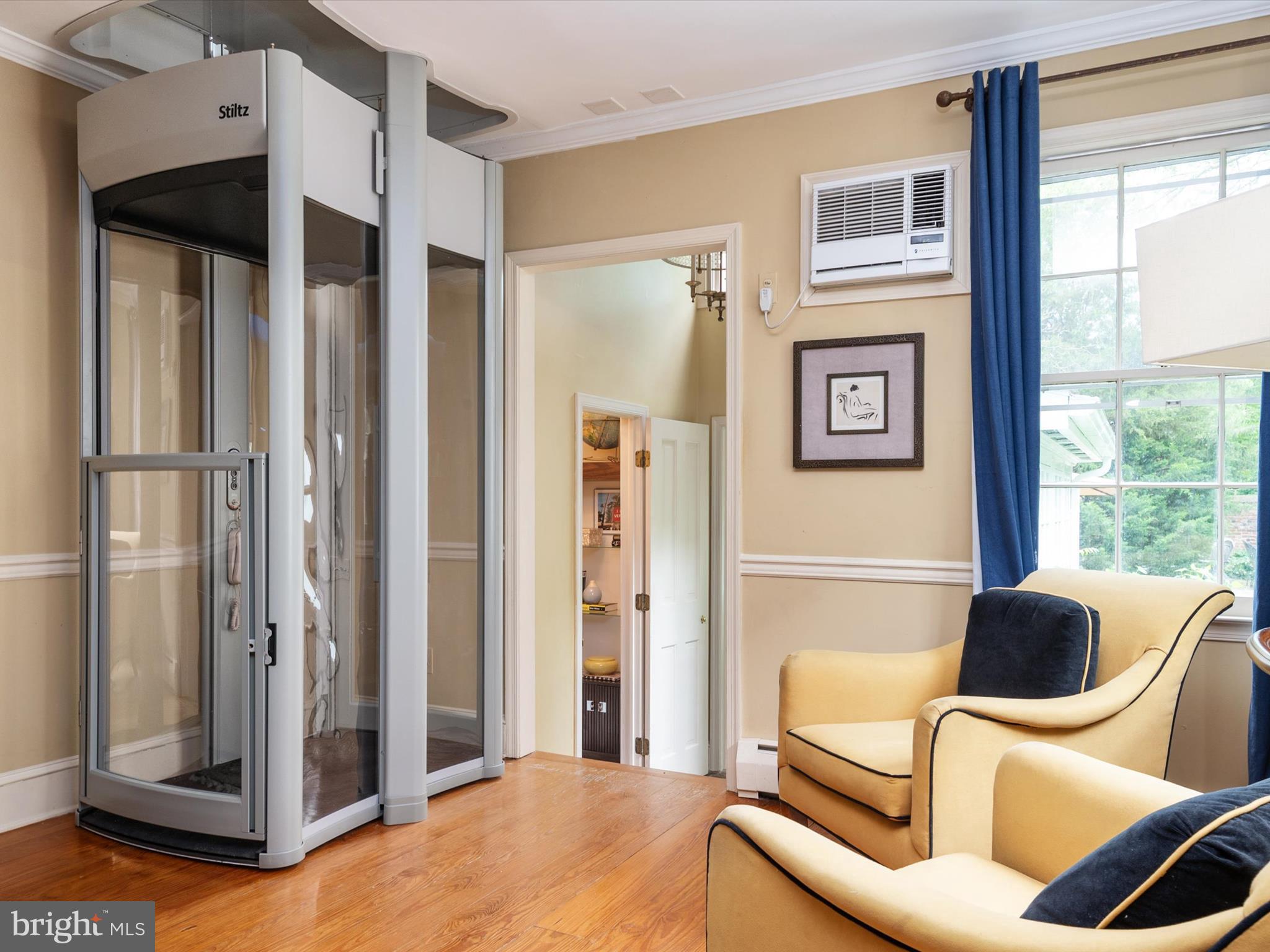 HISTORIC DISTRICT - Residential