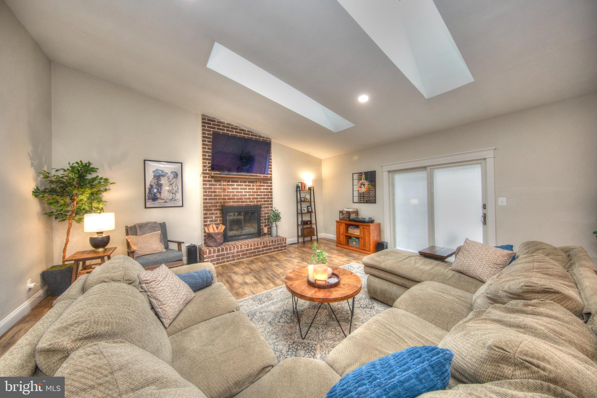 GREENBRIER HILLS - Residential