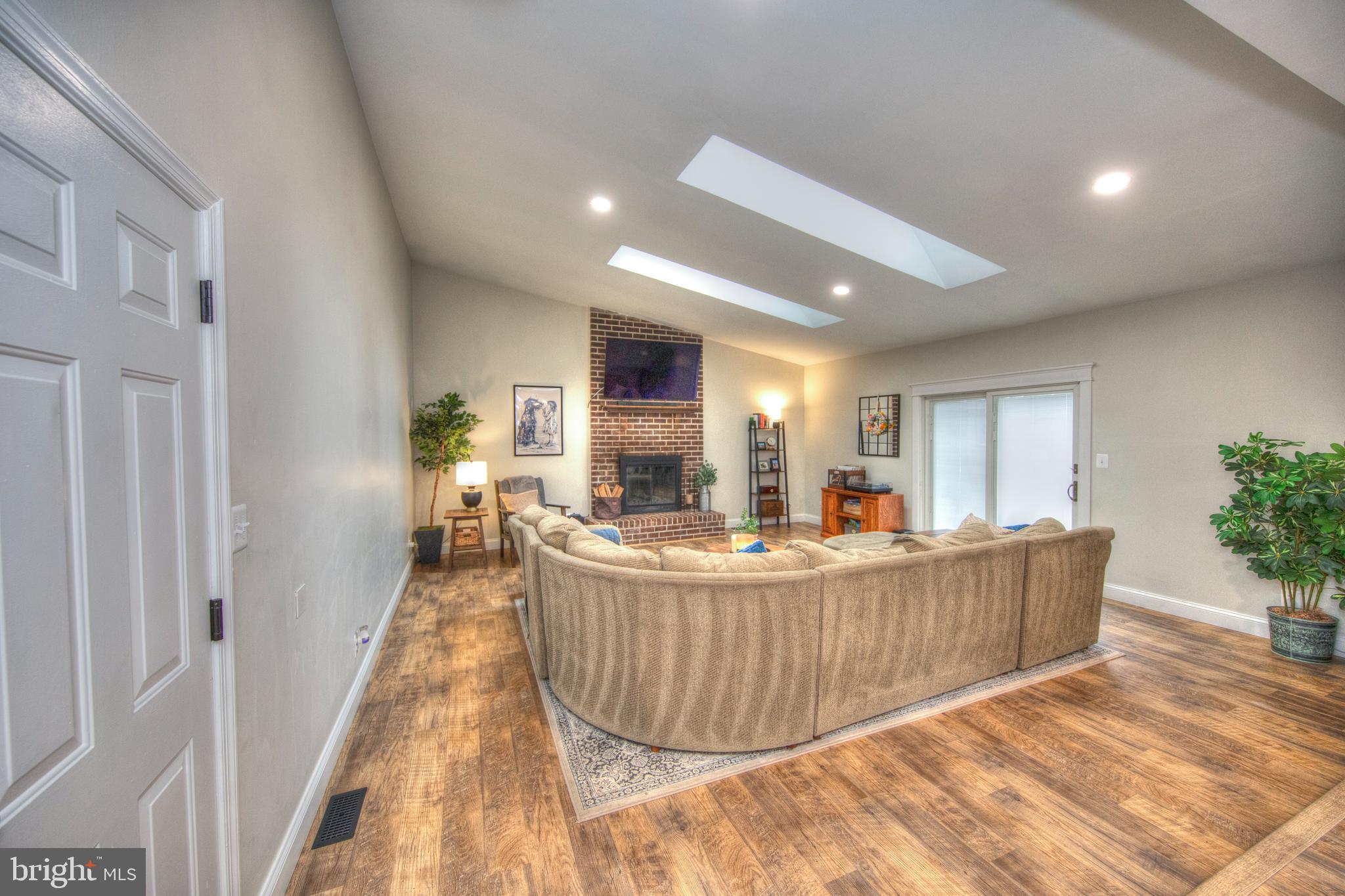 GREENBRIER HILLS - Residential