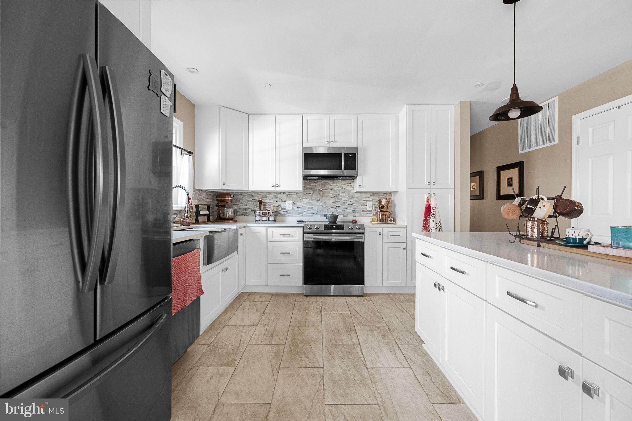 BULL RUN MOUNTAIN ESTATE - Residential