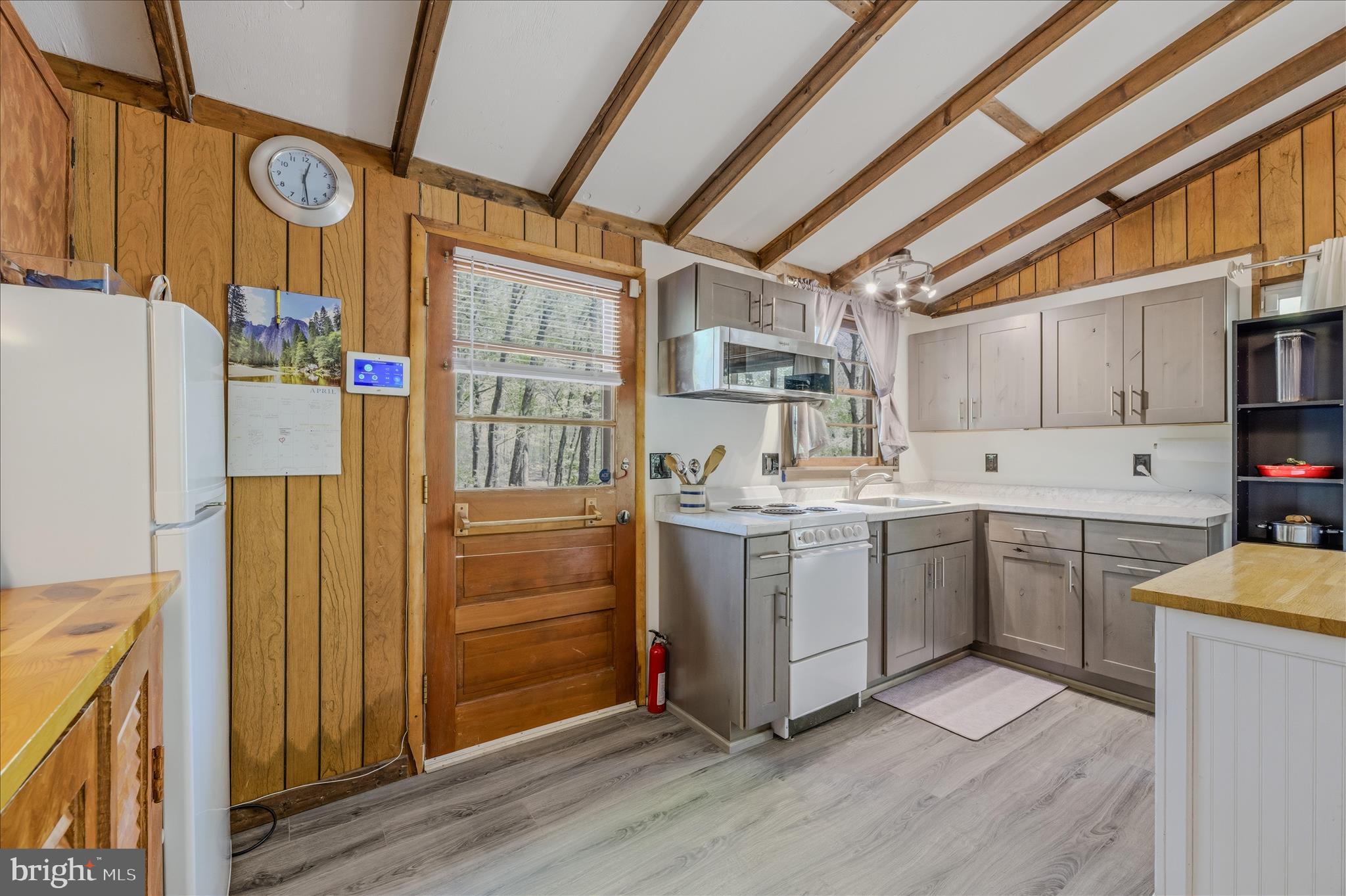 SLEEPY HOLLOW S/D - Residential