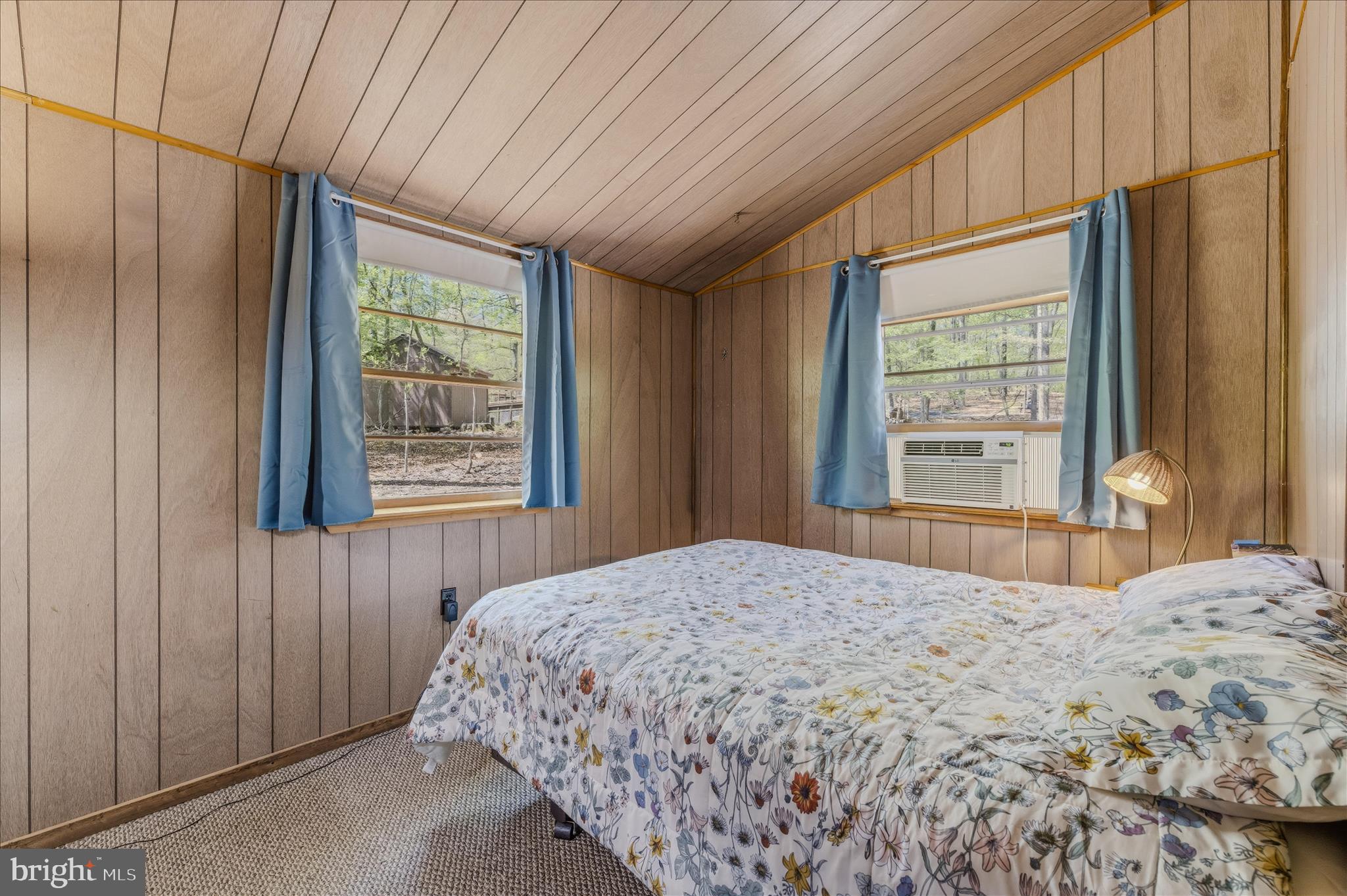 SLEEPY HOLLOW S/D - Residential