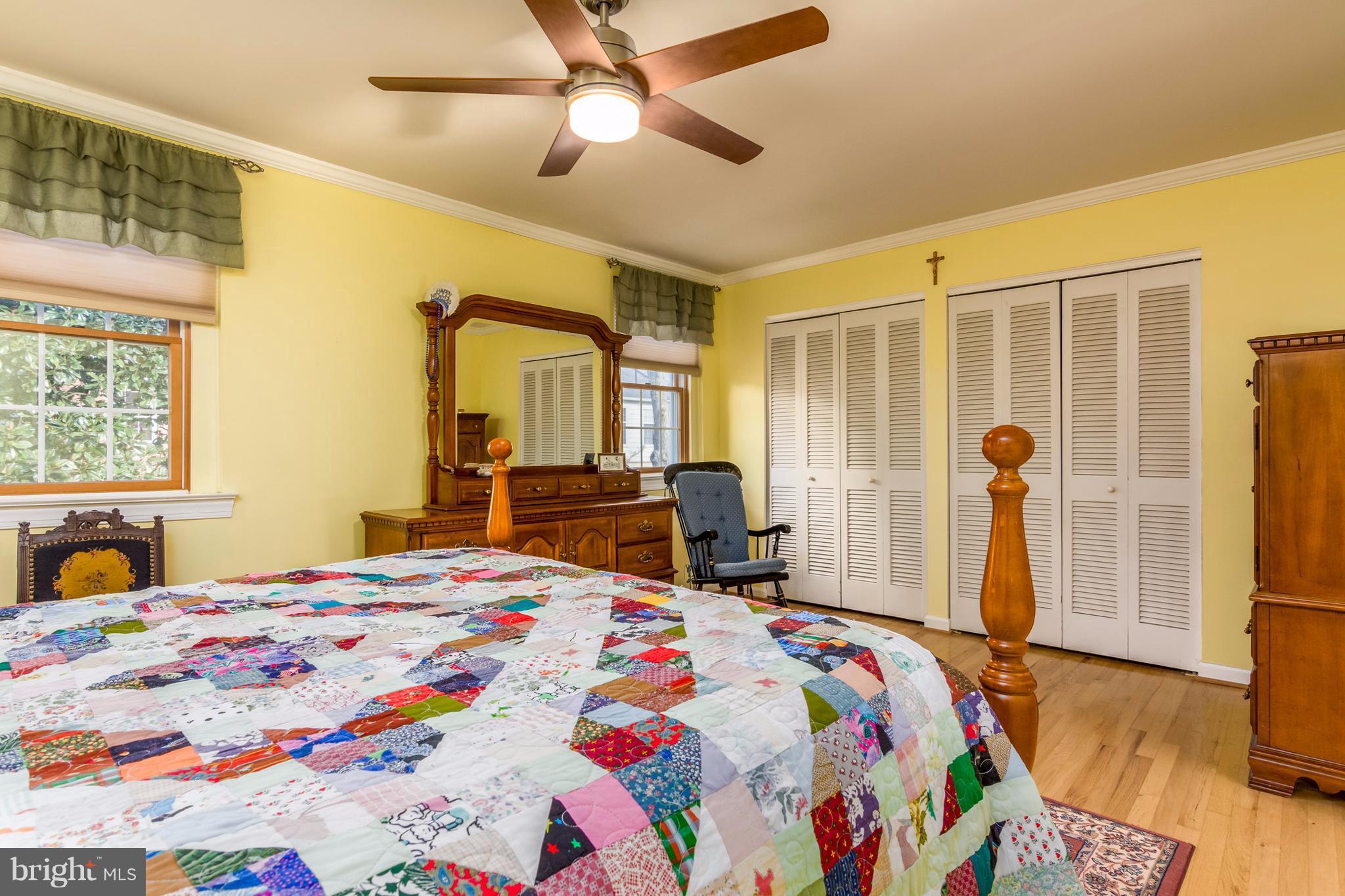 GEORGETOWN HOUSES - Residential