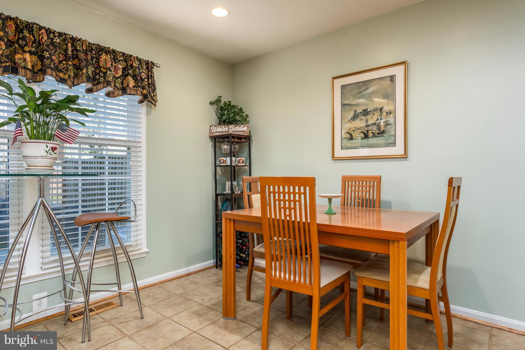 GEORGETOWN HOUSES - Residential