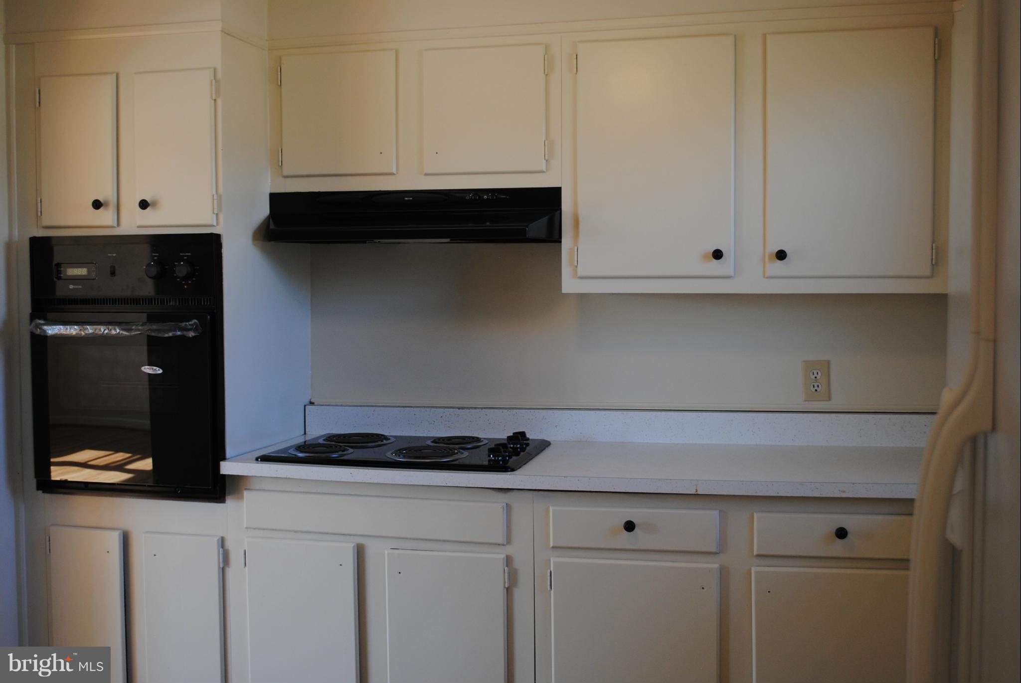 WHITE PLAINS VILLAGE SUB - Residential