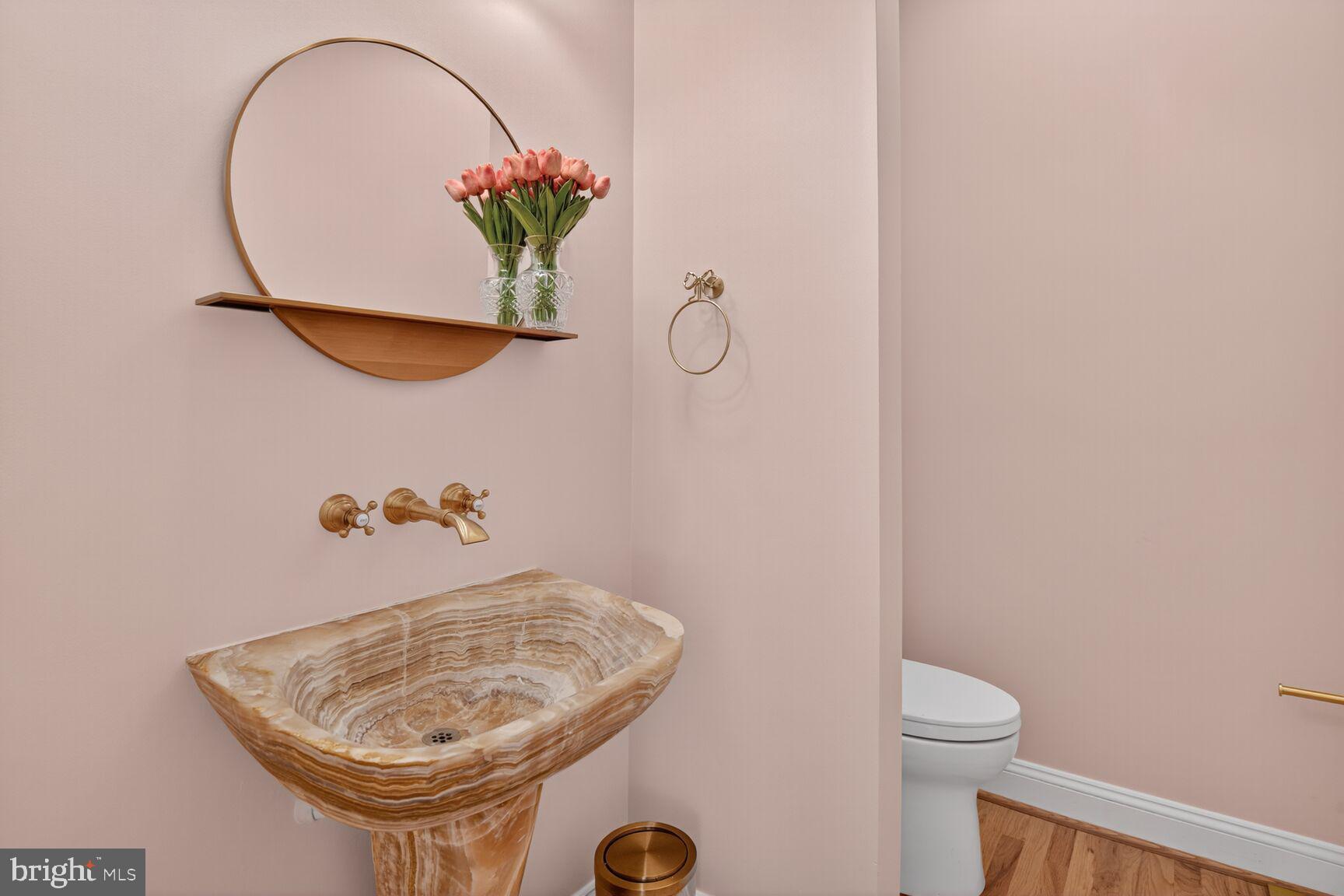 POTOMAC OUTSIDE - Residential