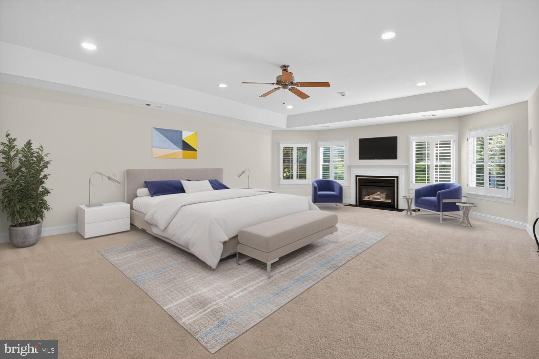 POTOMAC OUTSIDE - Residential