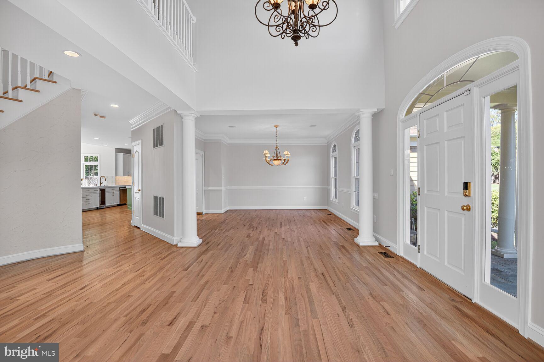 POTOMAC OUTSIDE - Residential