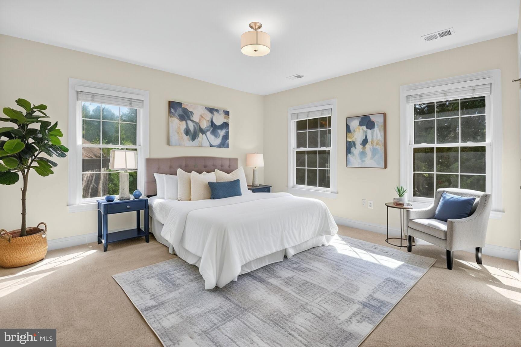 POTOMAC OUTSIDE - Residential