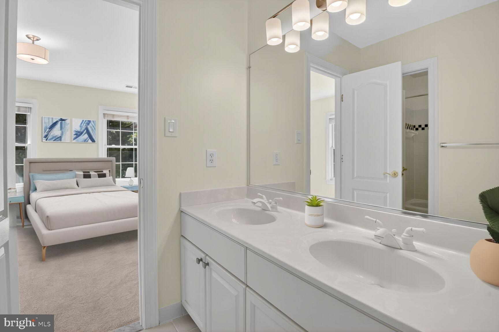 POTOMAC OUTSIDE - Residential