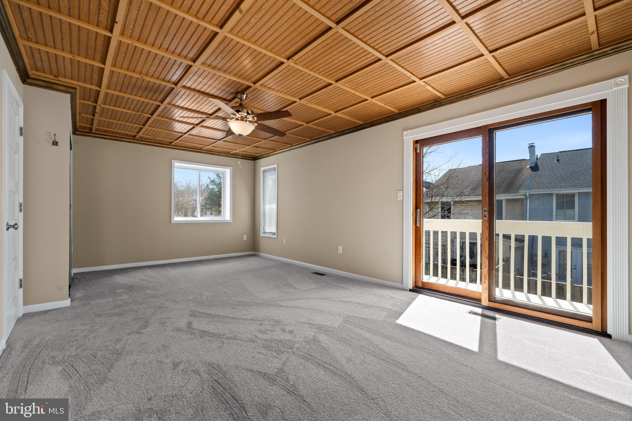 REFLECTION LAKE - Residential