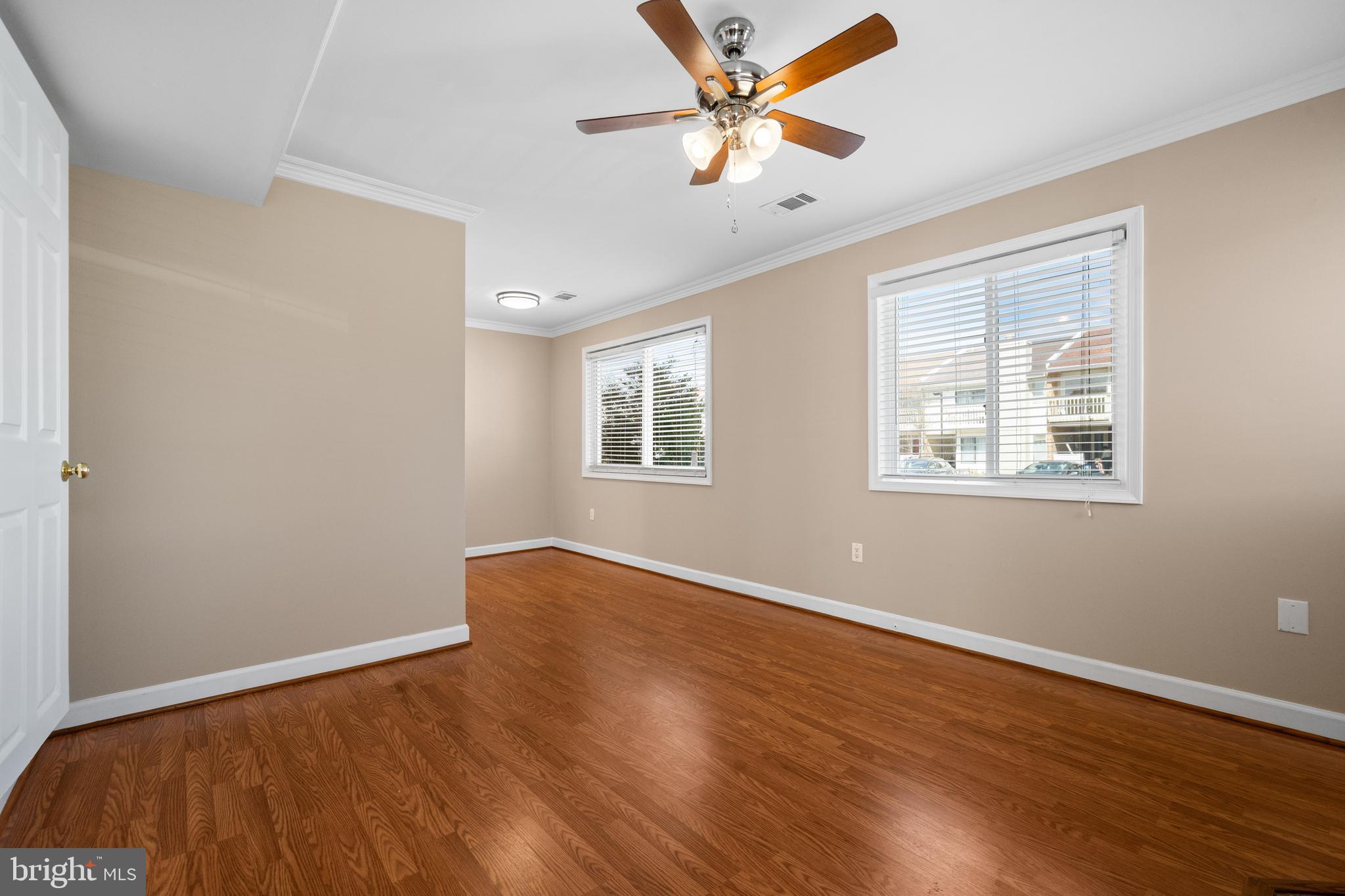 REFLECTION LAKE - Residential