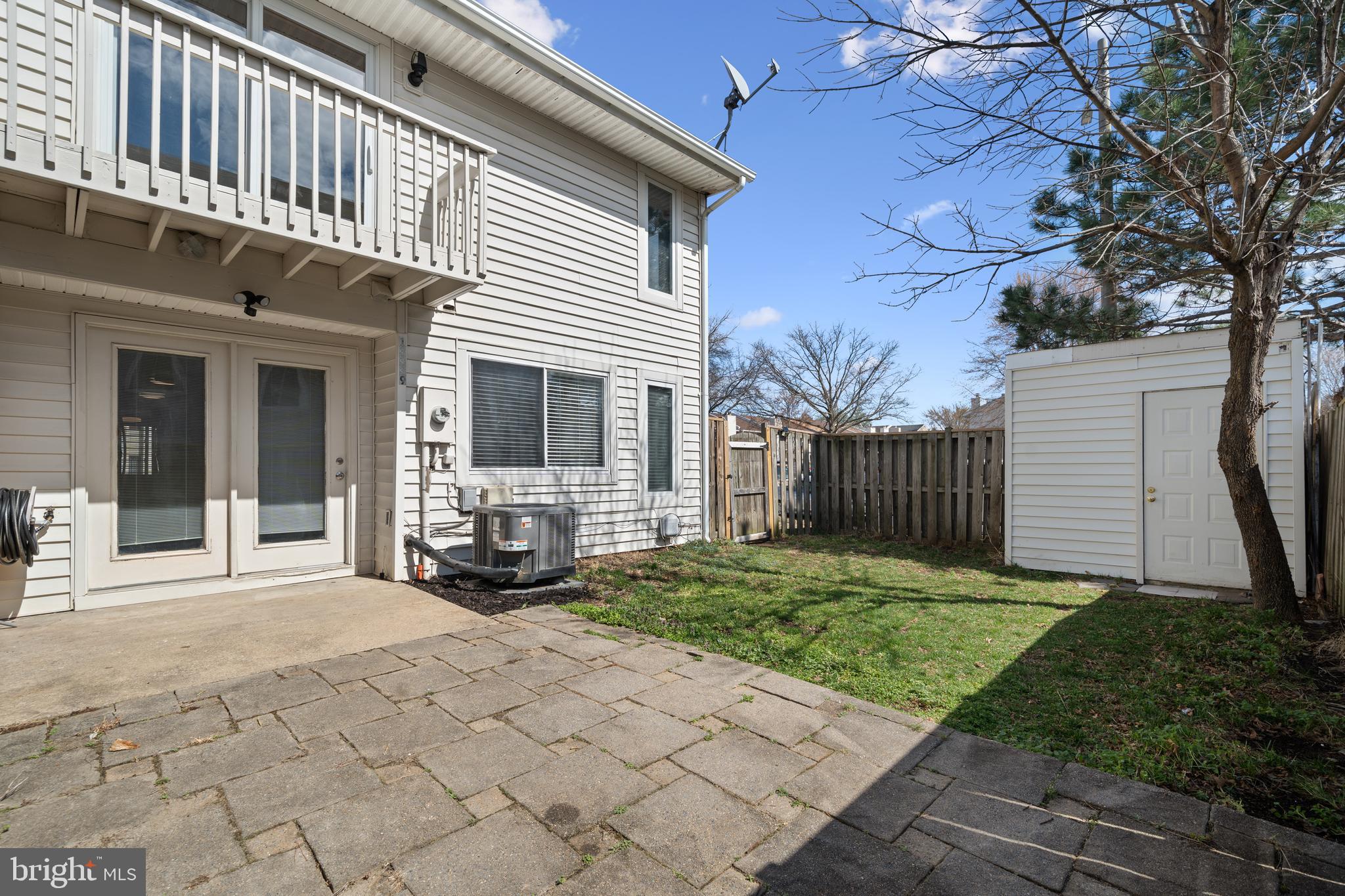 REFLECTION LAKE - Residential