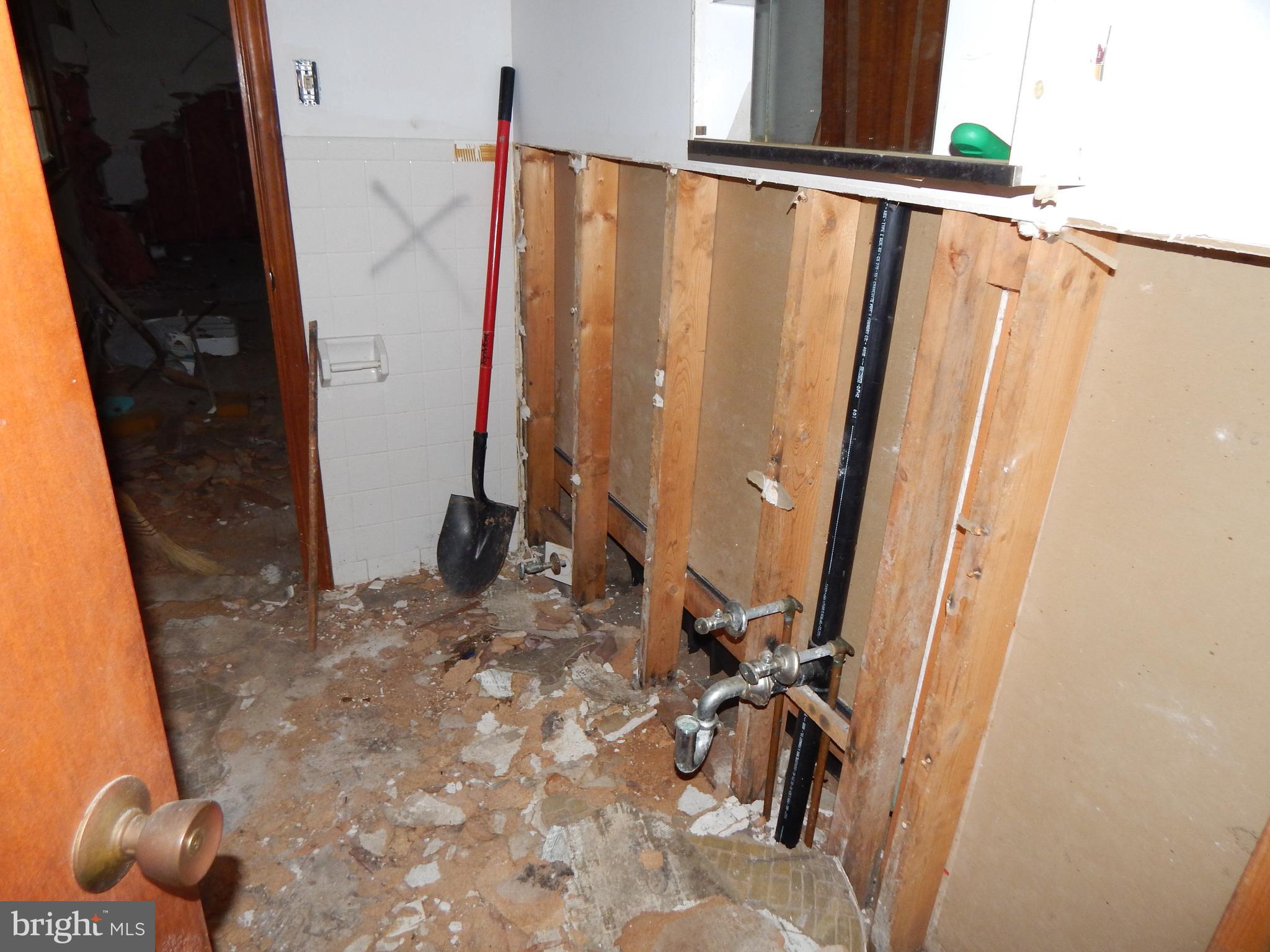 MECKLENBURG HEIGHTS - Residential