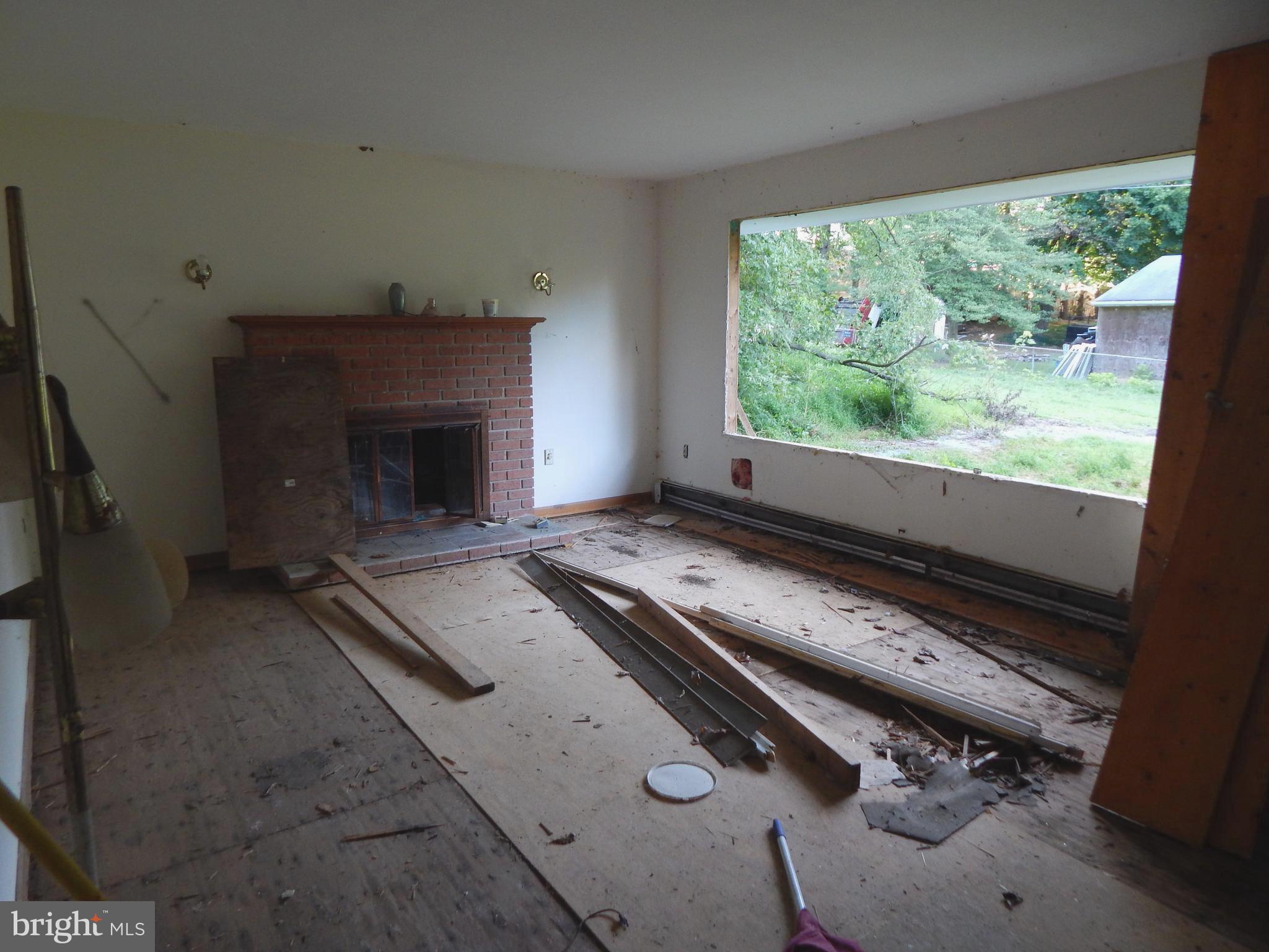 MECKLENBURG HEIGHTS - Residential