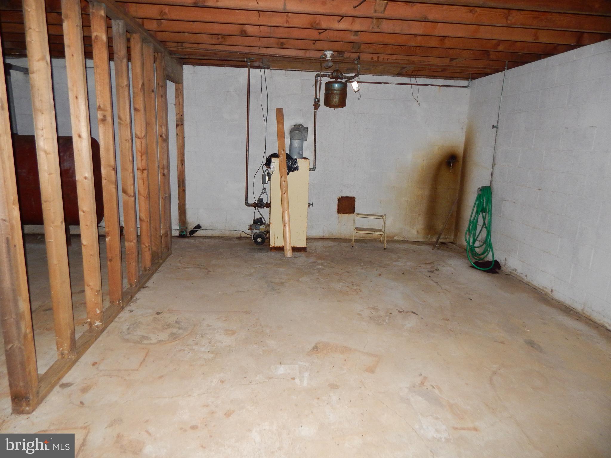 MECKLENBURG HEIGHTS - Residential