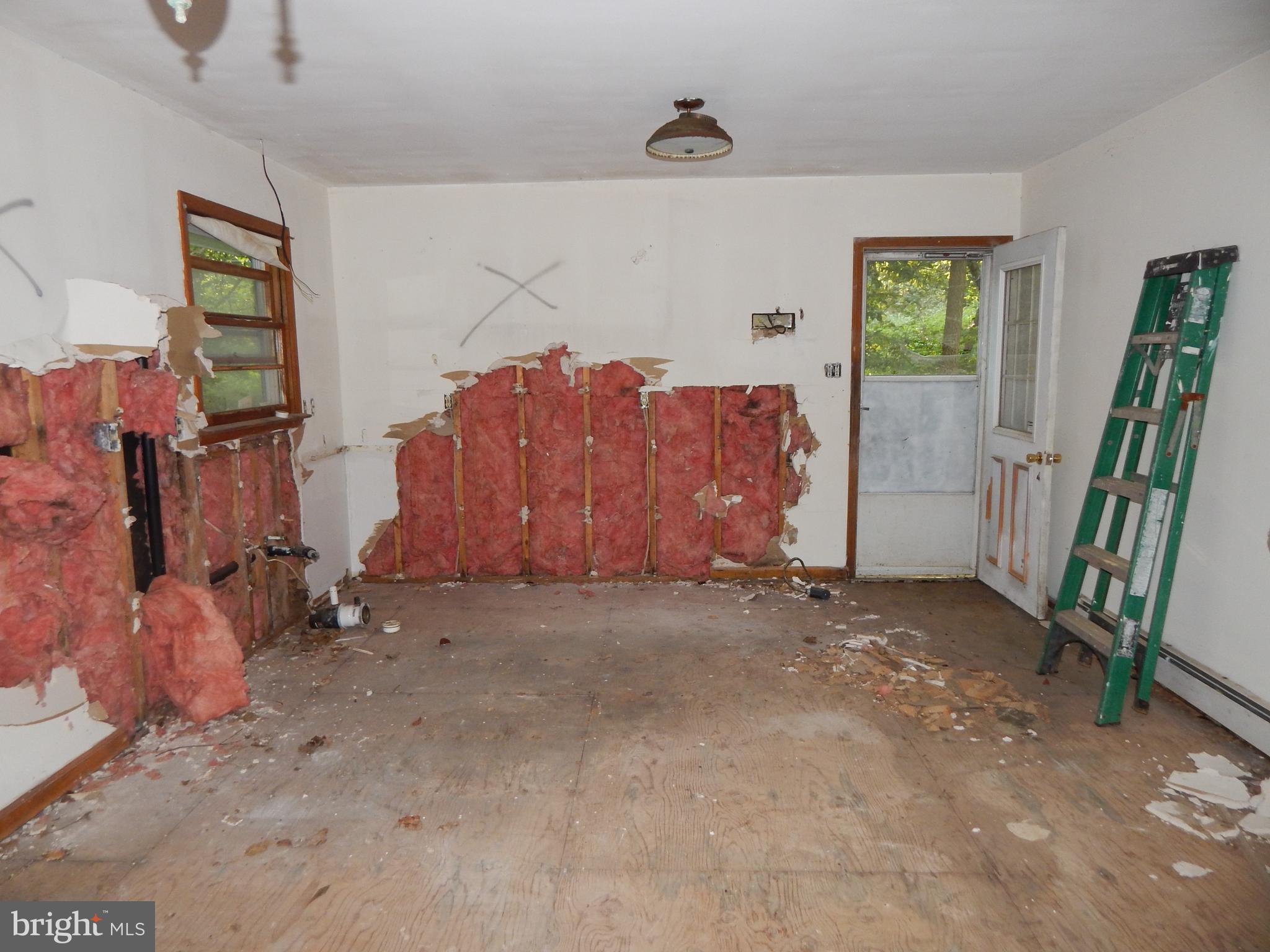 MECKLENBURG HEIGHTS - Residential