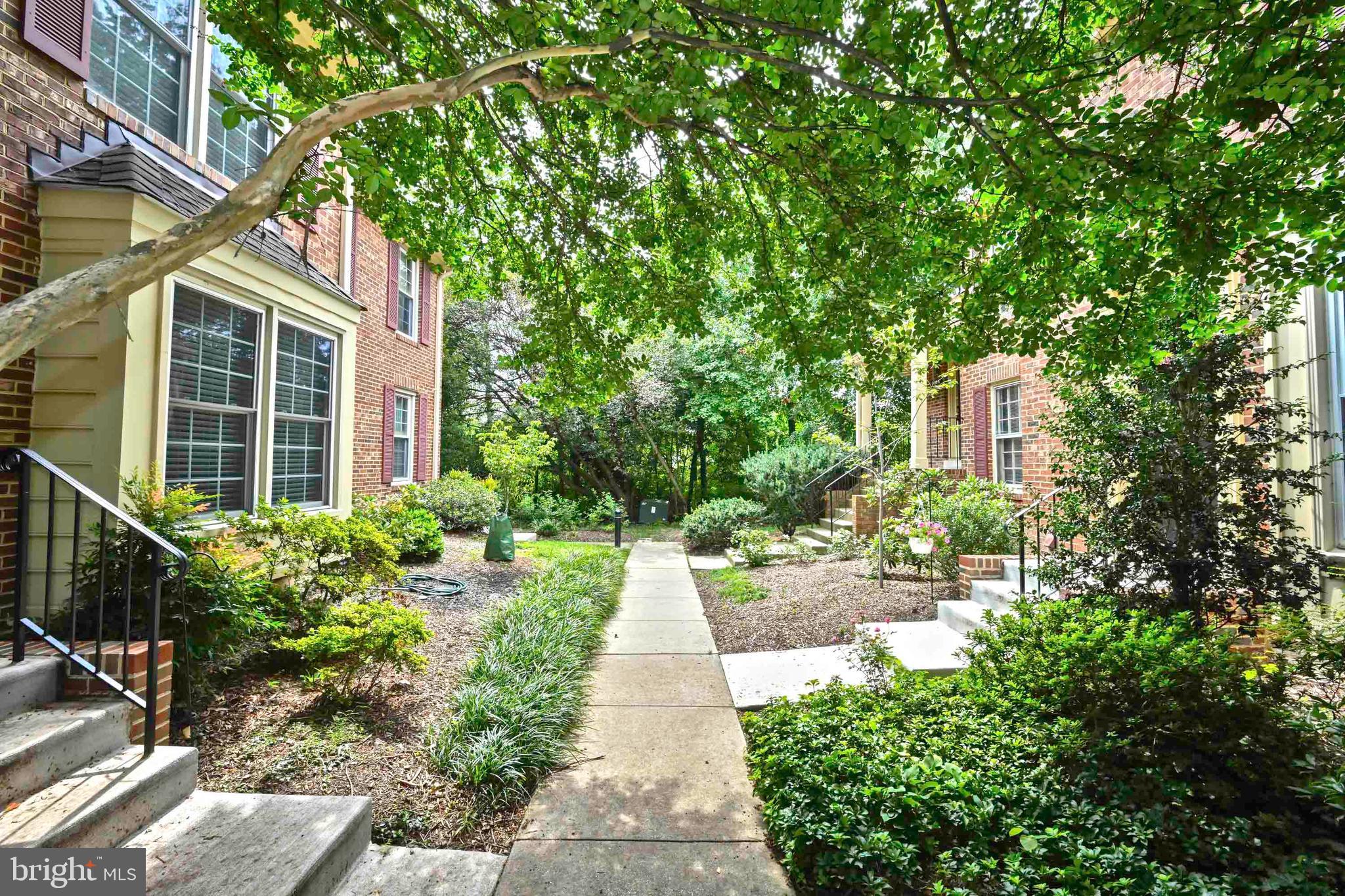 2406 S WALTER REED DRIVE A