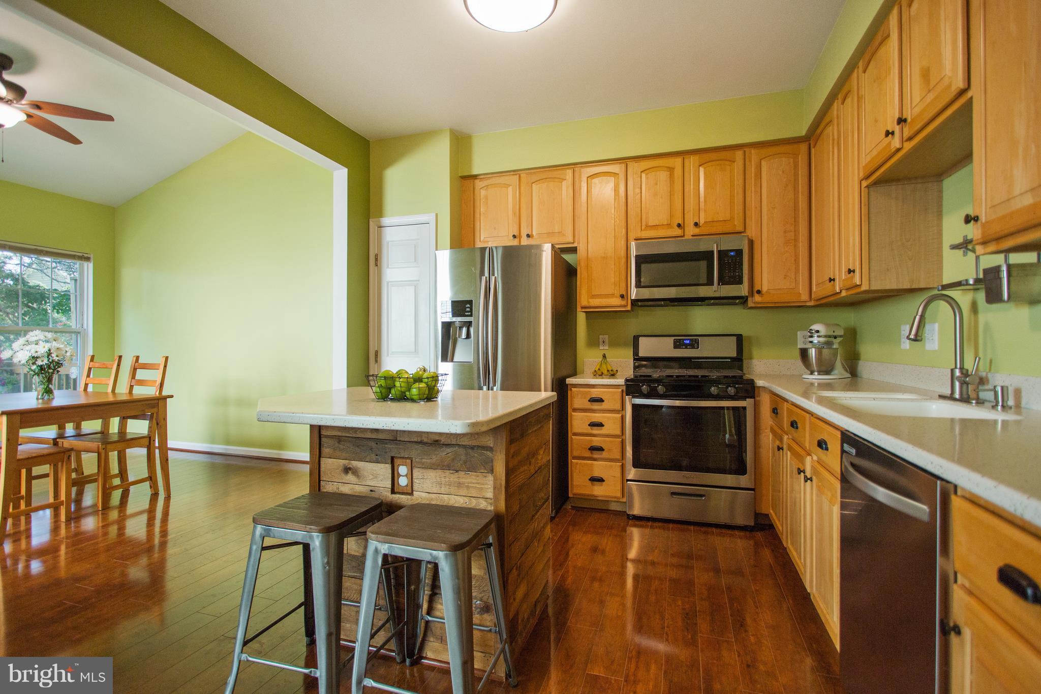 SOUTH RIDING - Residential