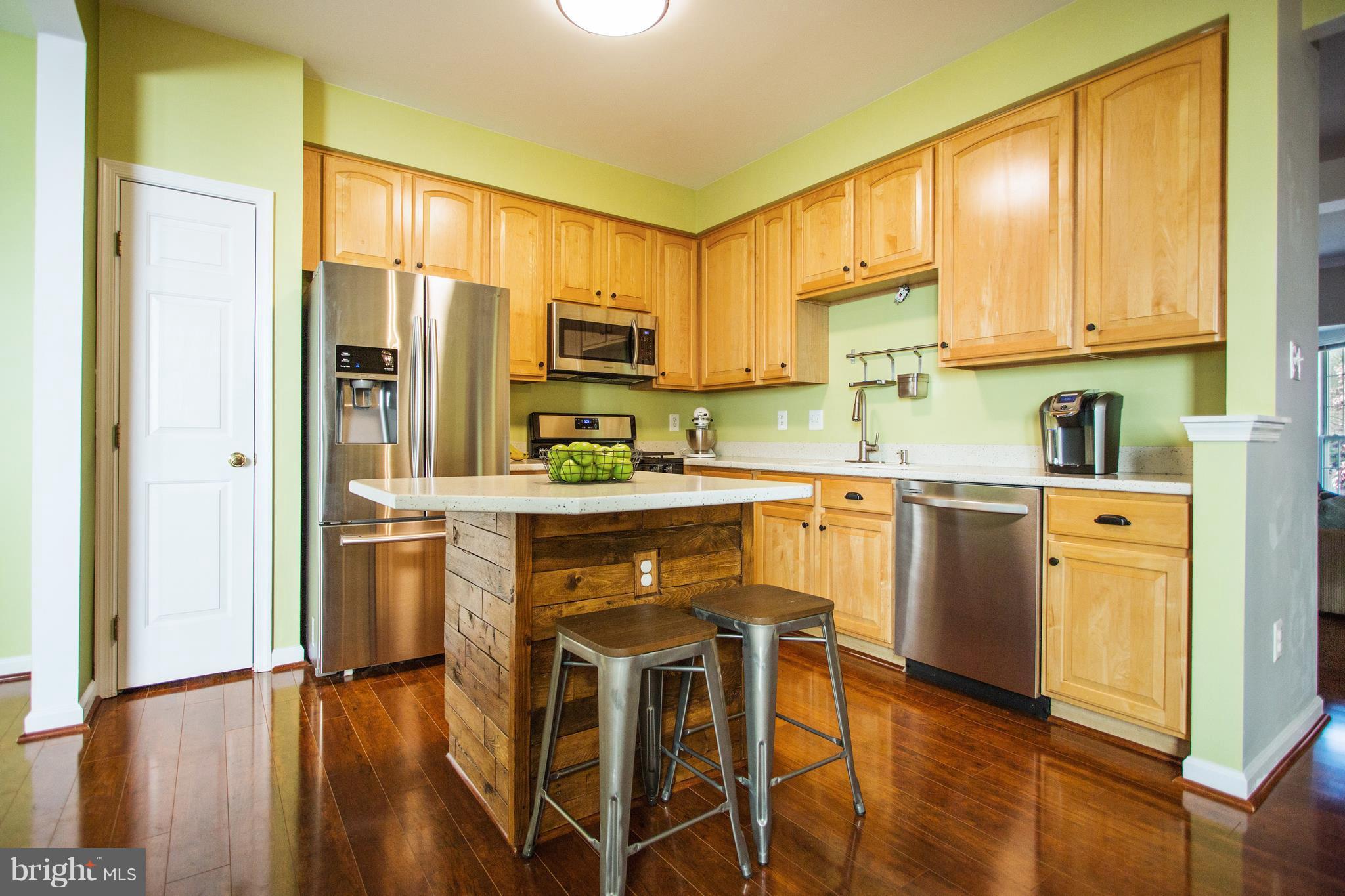 SOUTH RIDING - Residential