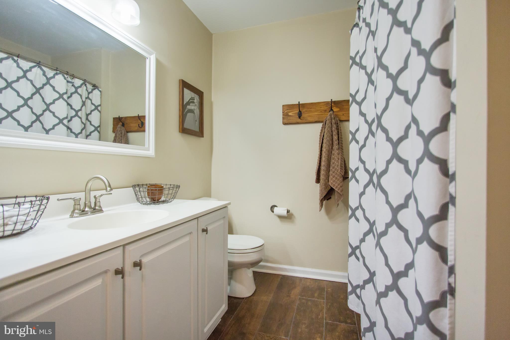 SOUTH RIDING - Residential