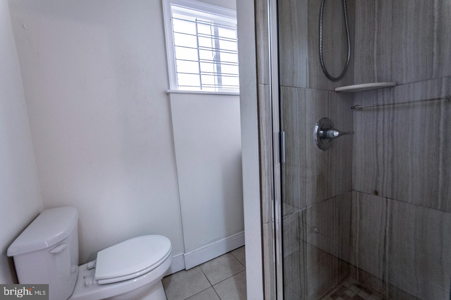 POINT BREEZE - Residential Lease