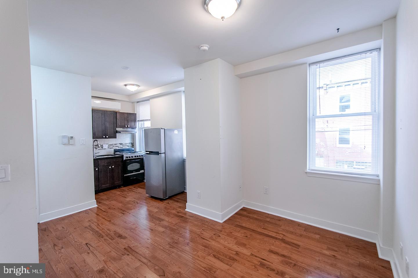 POINT BREEZE - Residential Lease