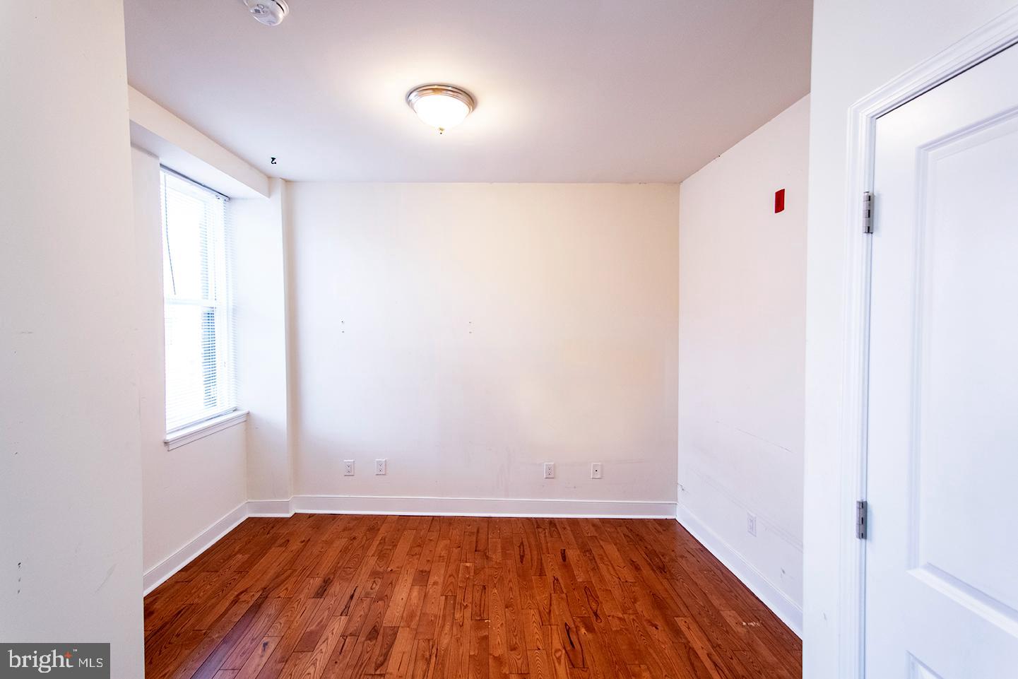 POINT BREEZE - Residential Lease