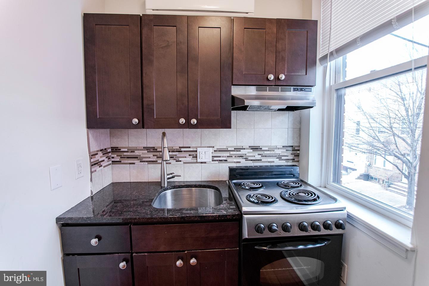 POINT BREEZE - Residential Lease