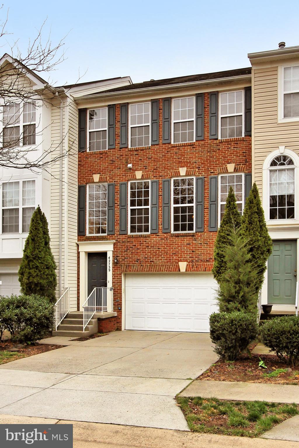 SOUTH RIDING - Residential