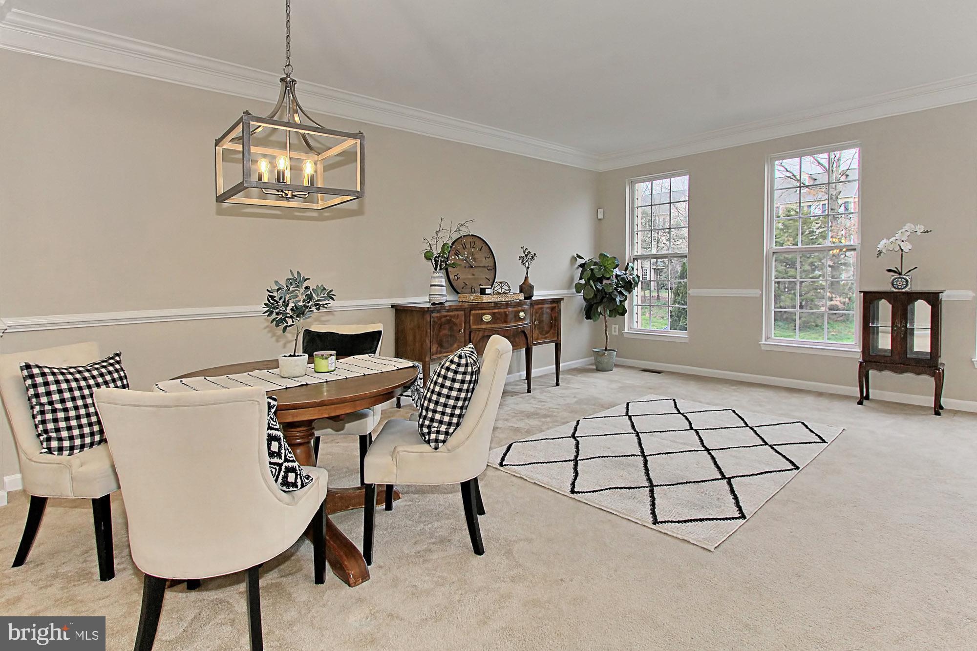 SOUTH RIDING - Residential