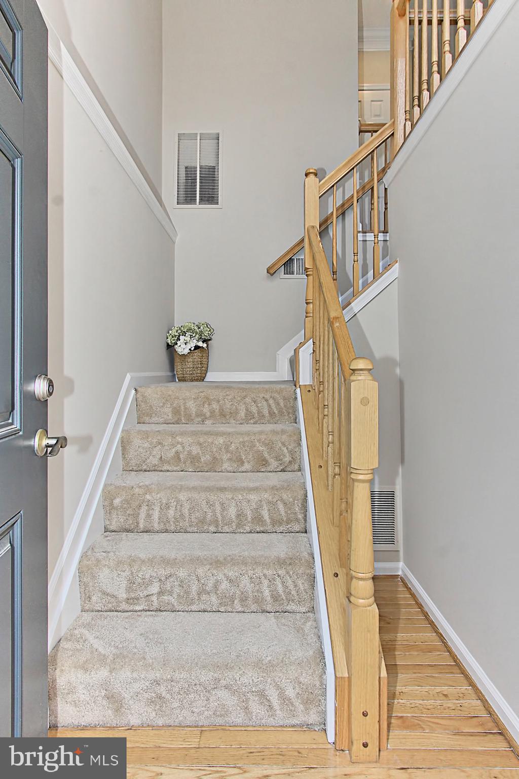 SOUTH RIDING - Residential