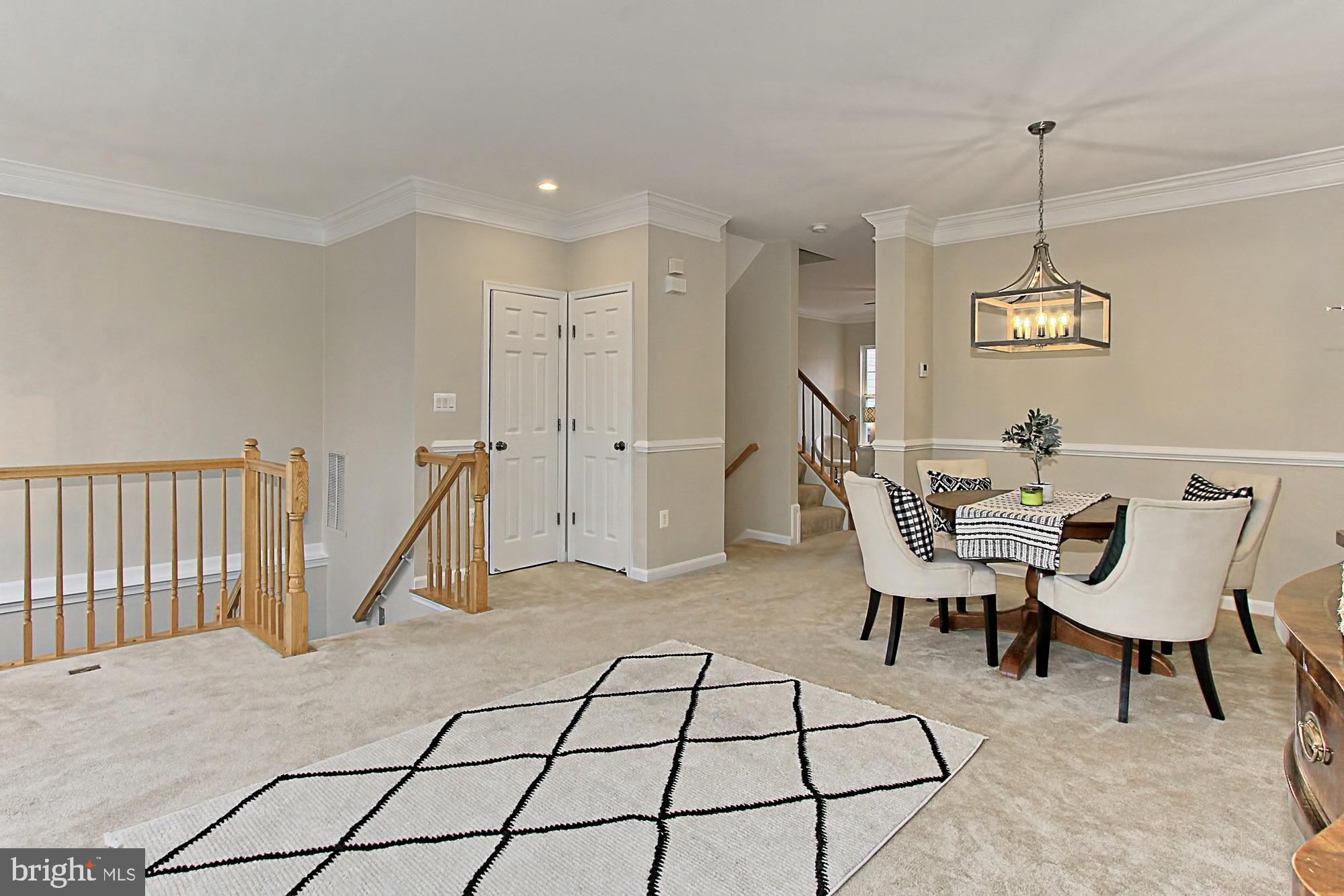 SOUTH RIDING - Residential