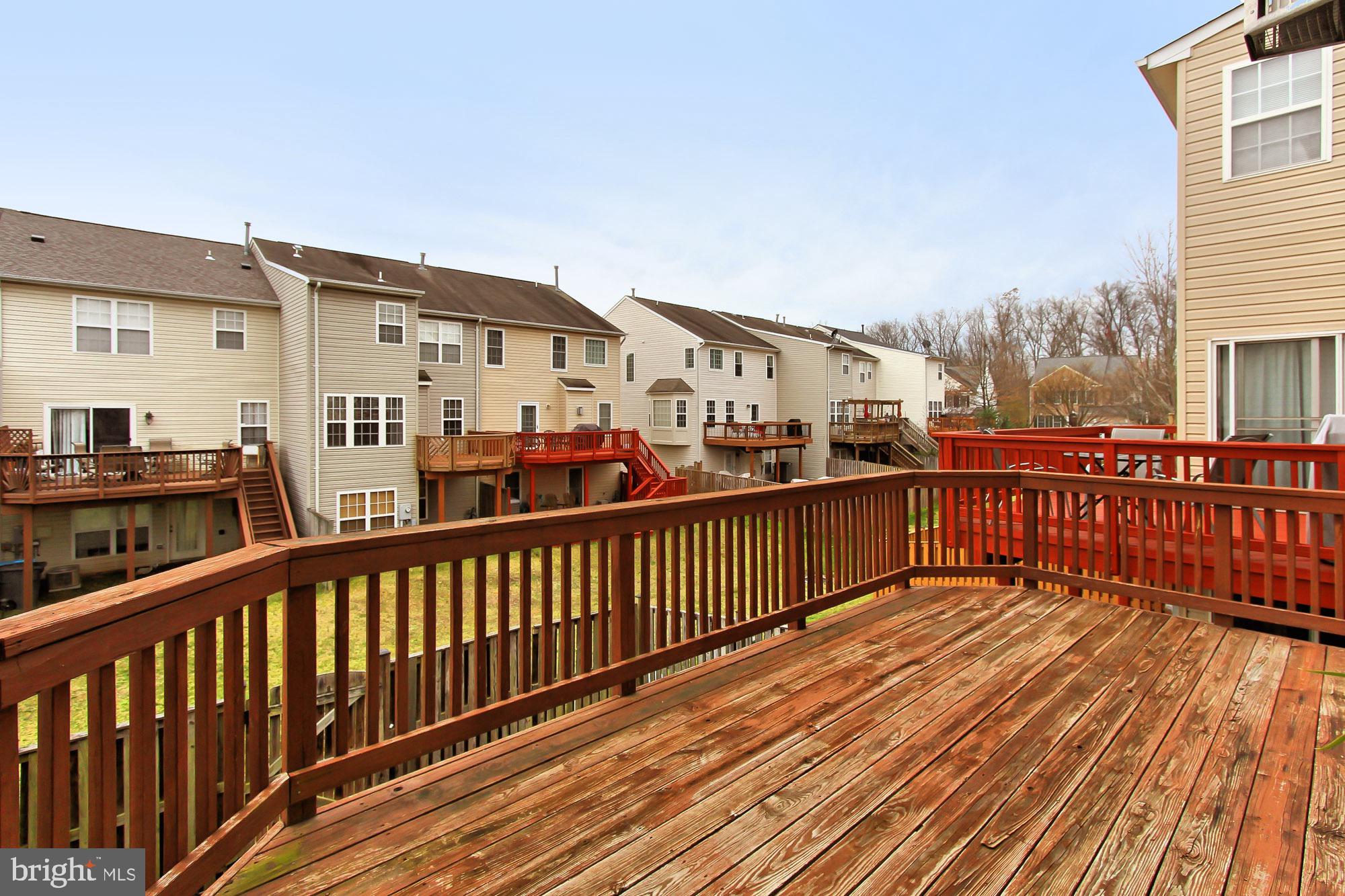 SOUTH RIDING - Residential