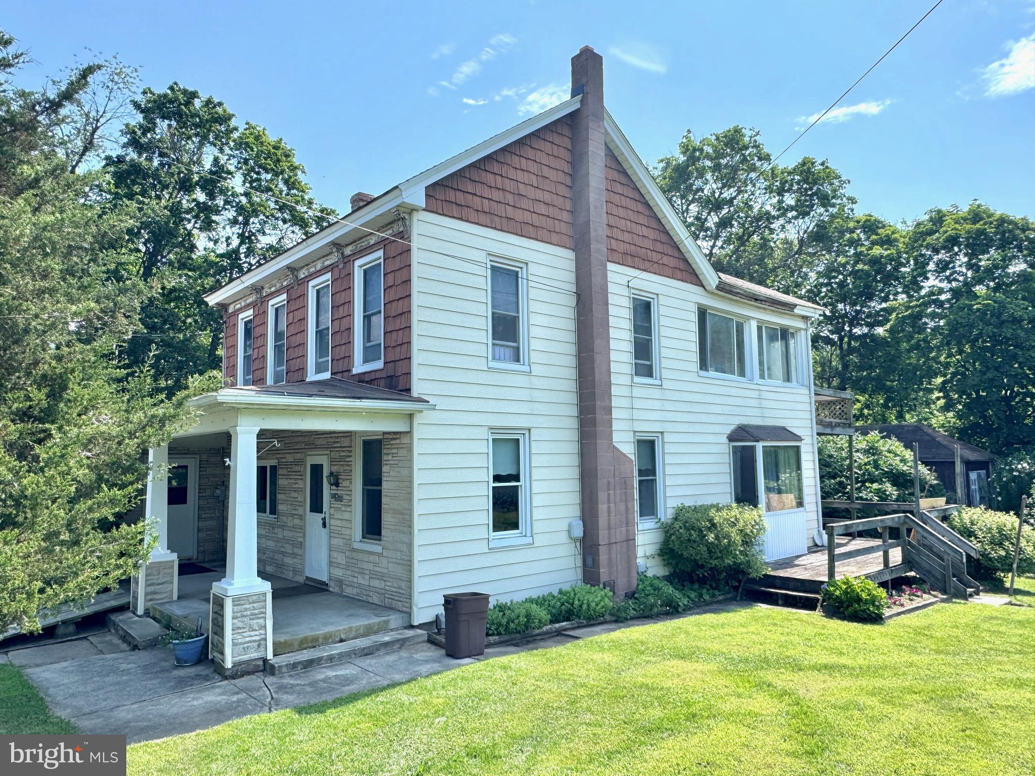 722 MOHNS HILL ROAD