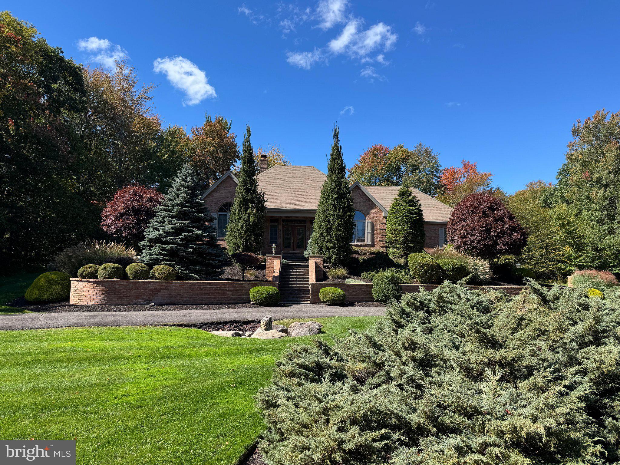 235 WOLF HOLLOW ROAD