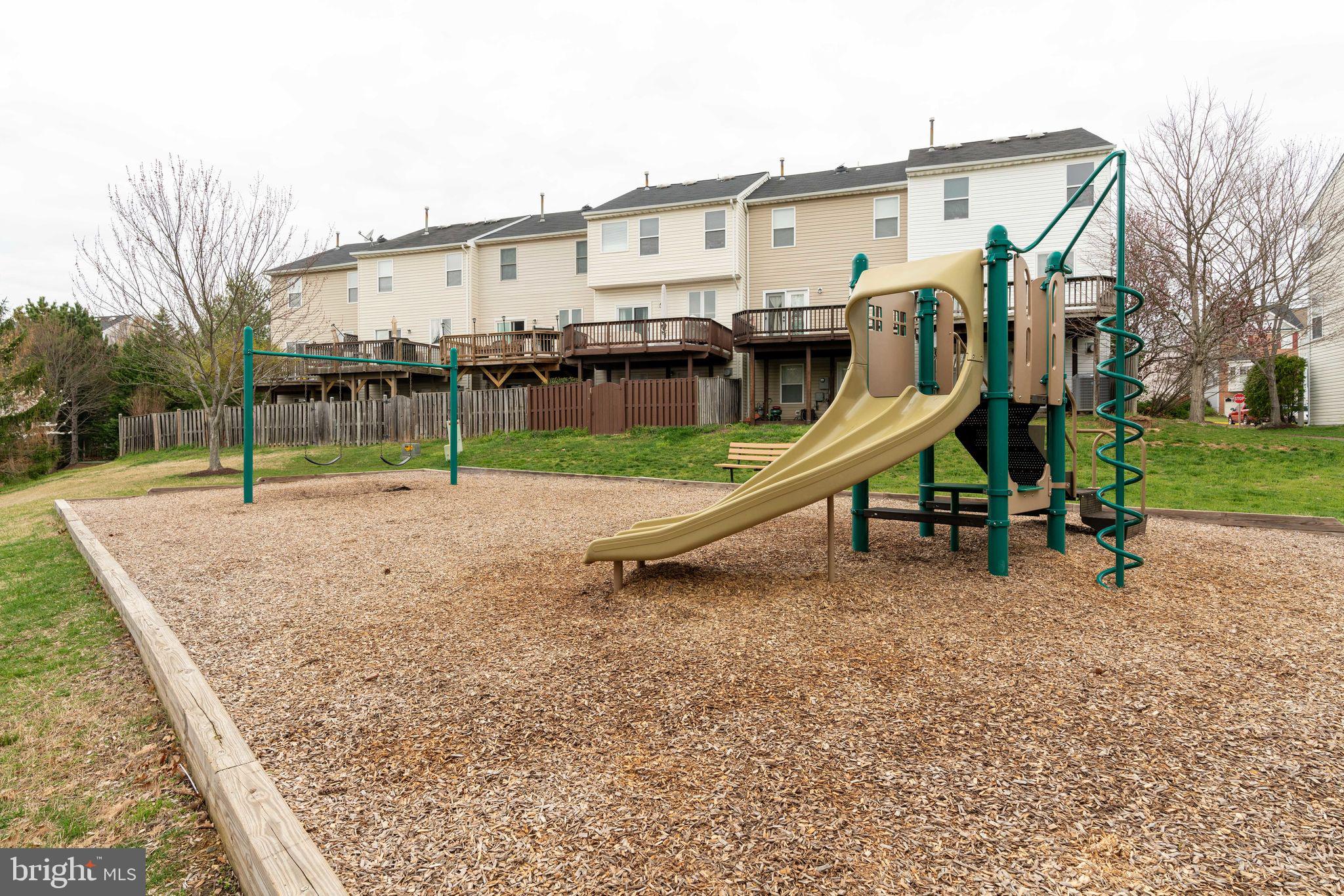 KINGSTOWNE - Residential Lease